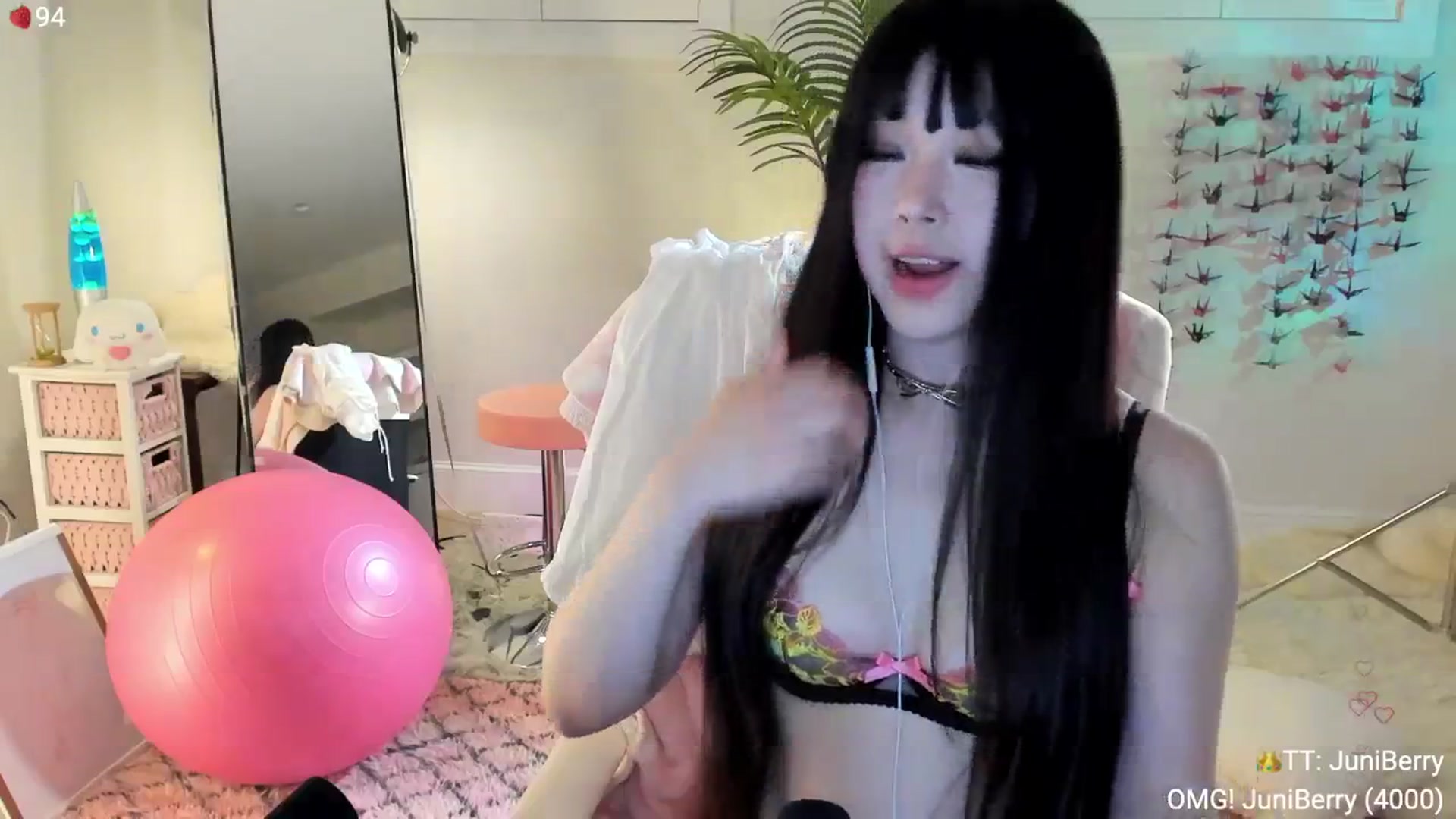 Gallery image thumbnail from AcaiBerry's myfreecams stream on, 08/22/2024, 06:07 image 15 of 20