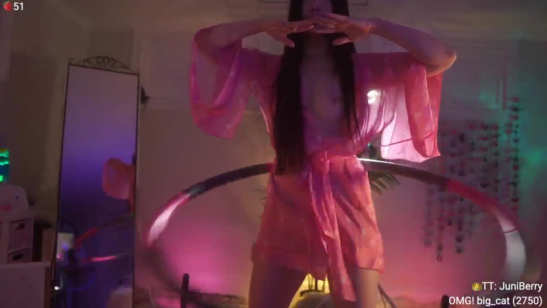 Gallery image thumbnail from AcaiBerry's myfreecams stream on, 08/25/2024, 06:58 image 19 of 20
