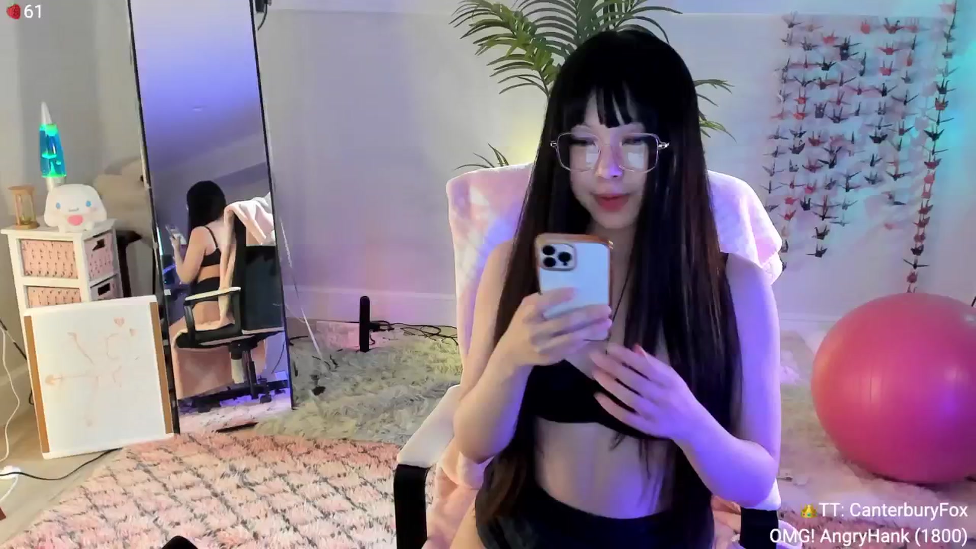 Gallery image thumbnail from AcaiBerry's myfreecams stream on, 08/29/2024, 05:18 image 14 of 20