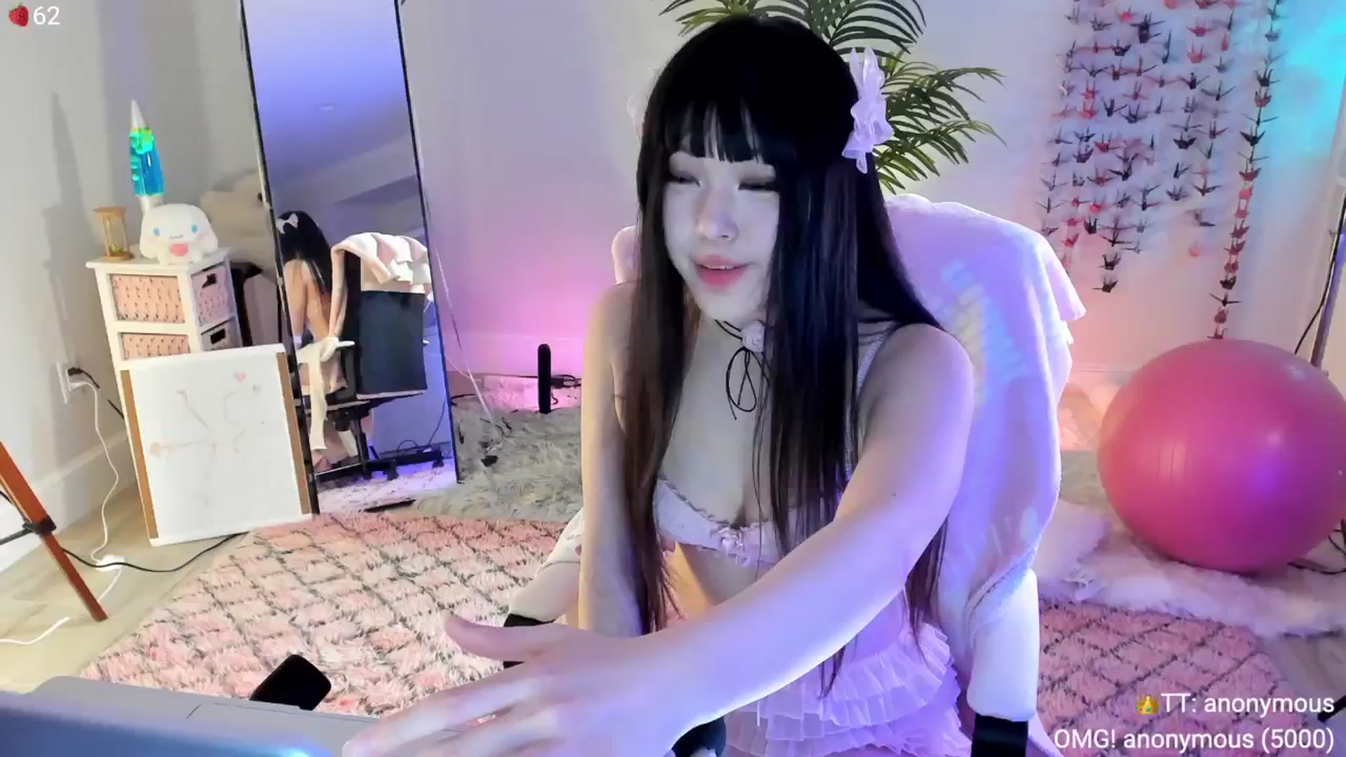 Gallery image thumbnail from AcaiBerry's myfreecams stream on, 08/31/2024, 07:08 image 6 of 20