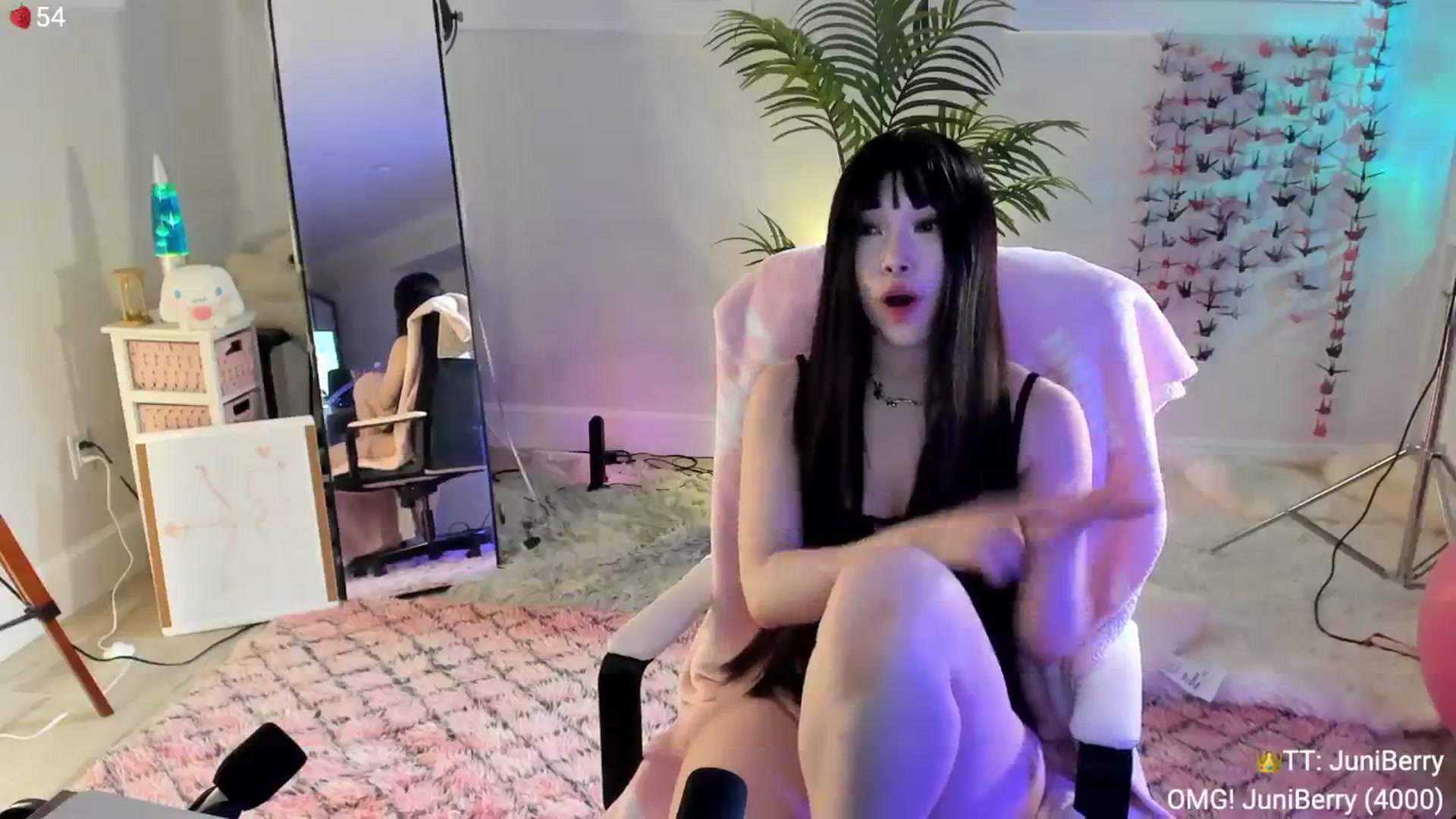 Gallery image thumbnail from AcaiBerry's myfreecams stream on, 09/01/2024, 06:47 image 9 of 20