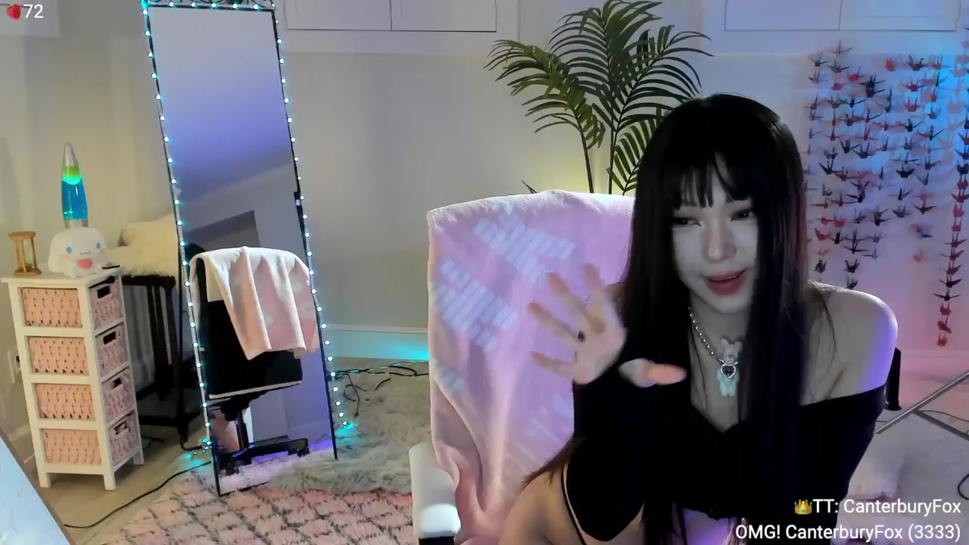 Gallery image thumbnail from AcaiBerry's myfreecams stream on, 09/12/2024, 07:23 image 7 of 20