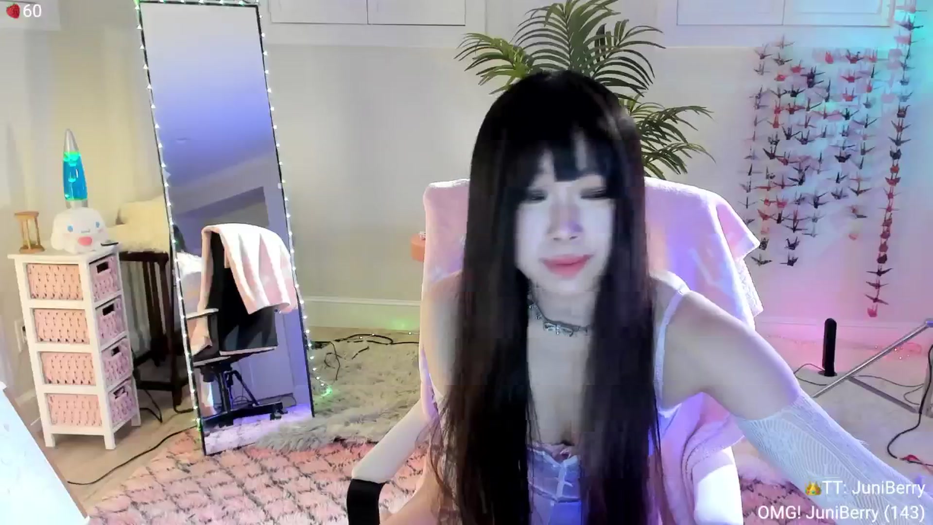 Gallery image thumbnail from AcaiBerry's myfreecams stream on, 09/15/2024, 05:56 image 5 of 20