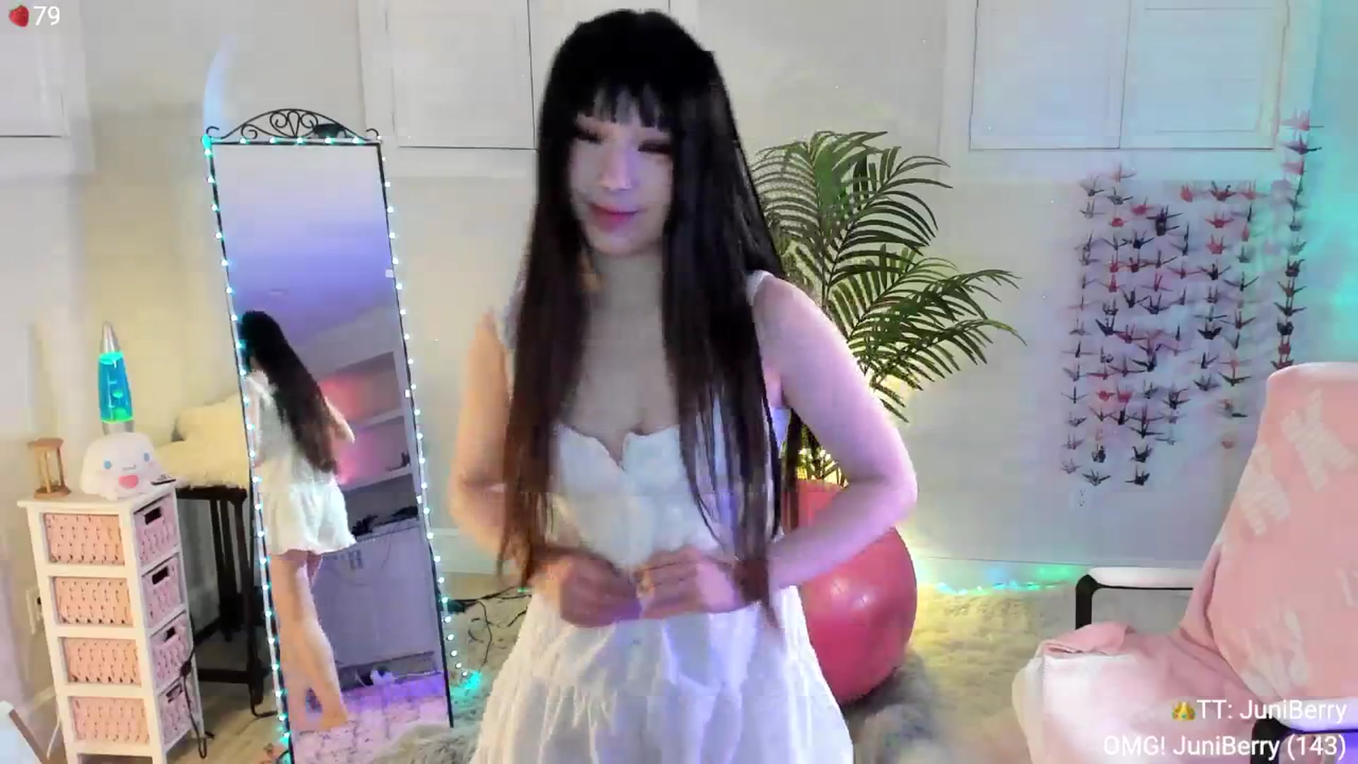 Gallery image thumbnail from AcaiBerry's myfreecams stream on, 09/19/2024, 05:19 image 4 of 20