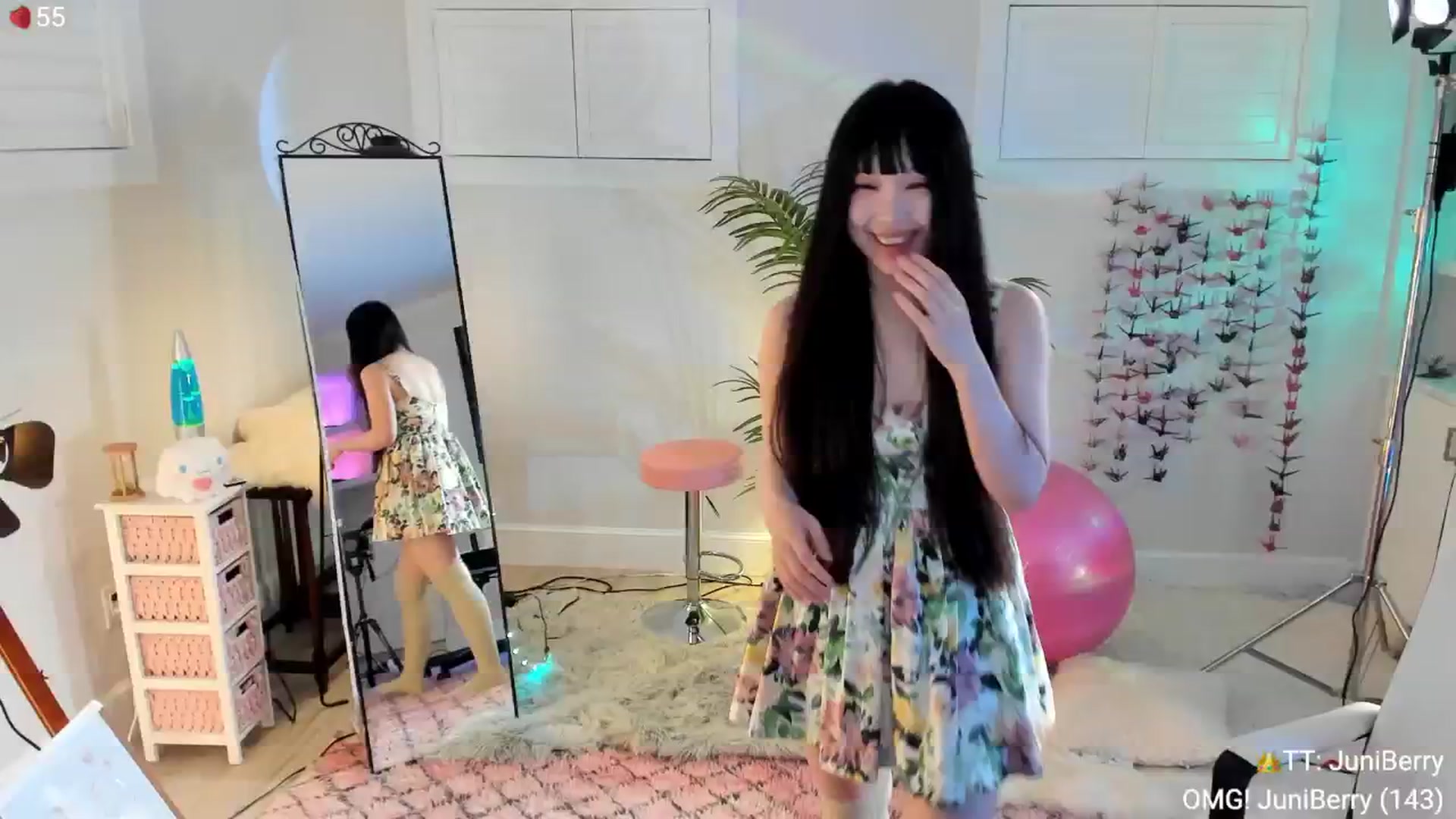 Gallery image thumbnail from AcaiBerry's myfreecams stream on, 09/28/2024, 06:29 image 1 of 20