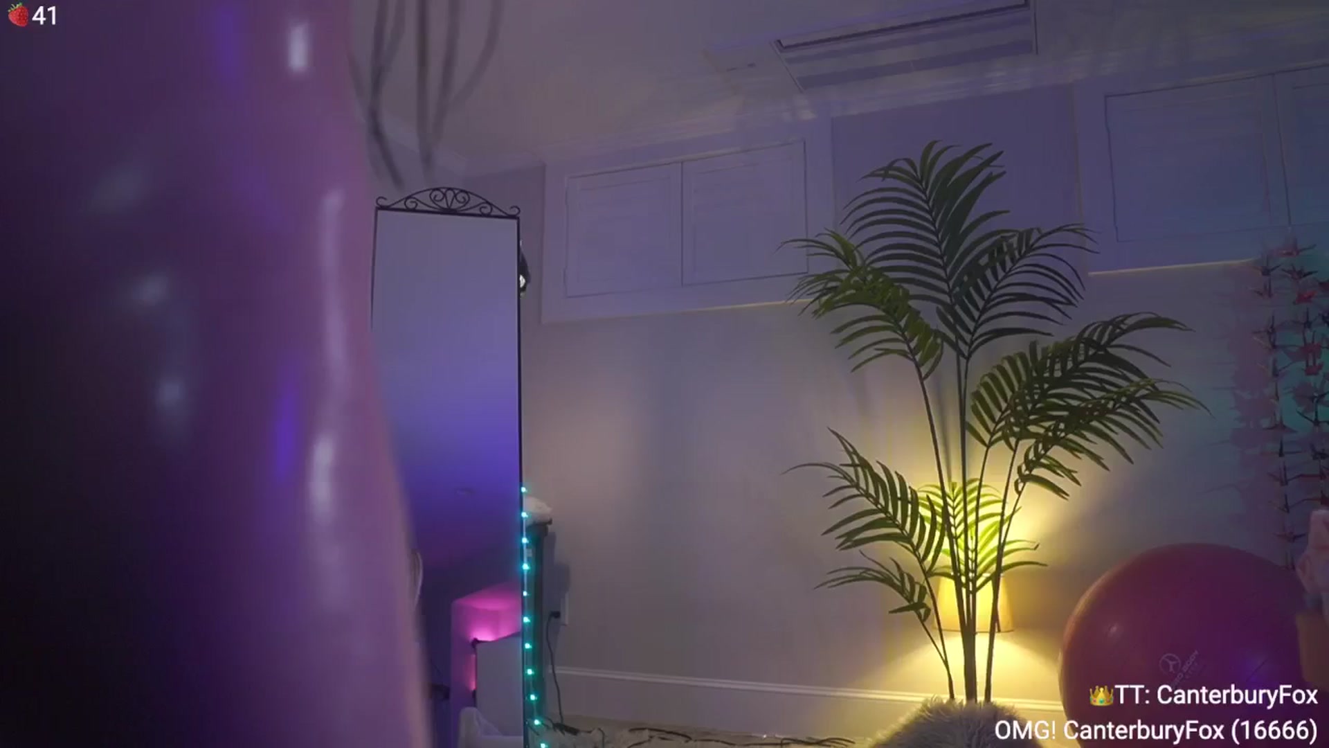Gallery image thumbnail from AcaiBerry's myfreecams stream on, 09/28/2024, 07:12 image 18 of 20