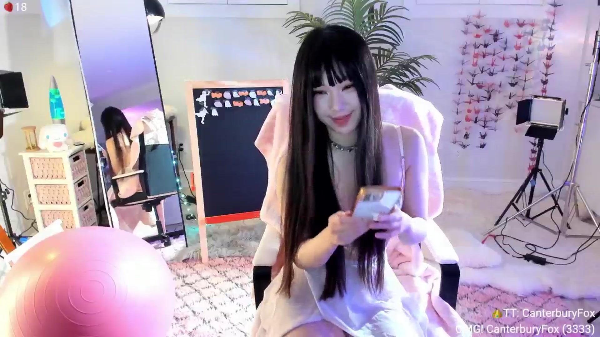 Gallery image thumbnail from AcaiBerry's myfreecams stream on, 10/05/2024, 06:35 image 11 of 20