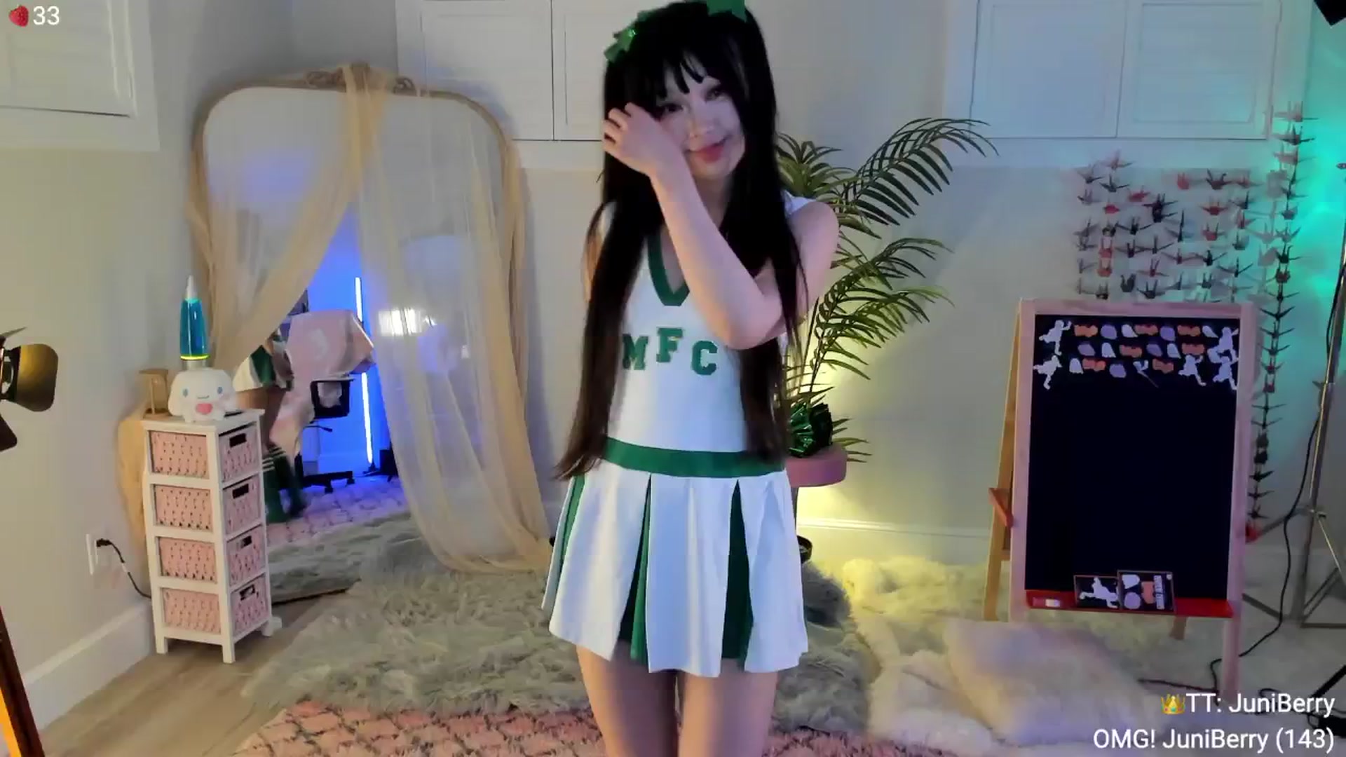 Gallery image thumbnail from AcaiBerry's myfreecams stream on, 10/13/2024, 03:29 image 2 of 20
