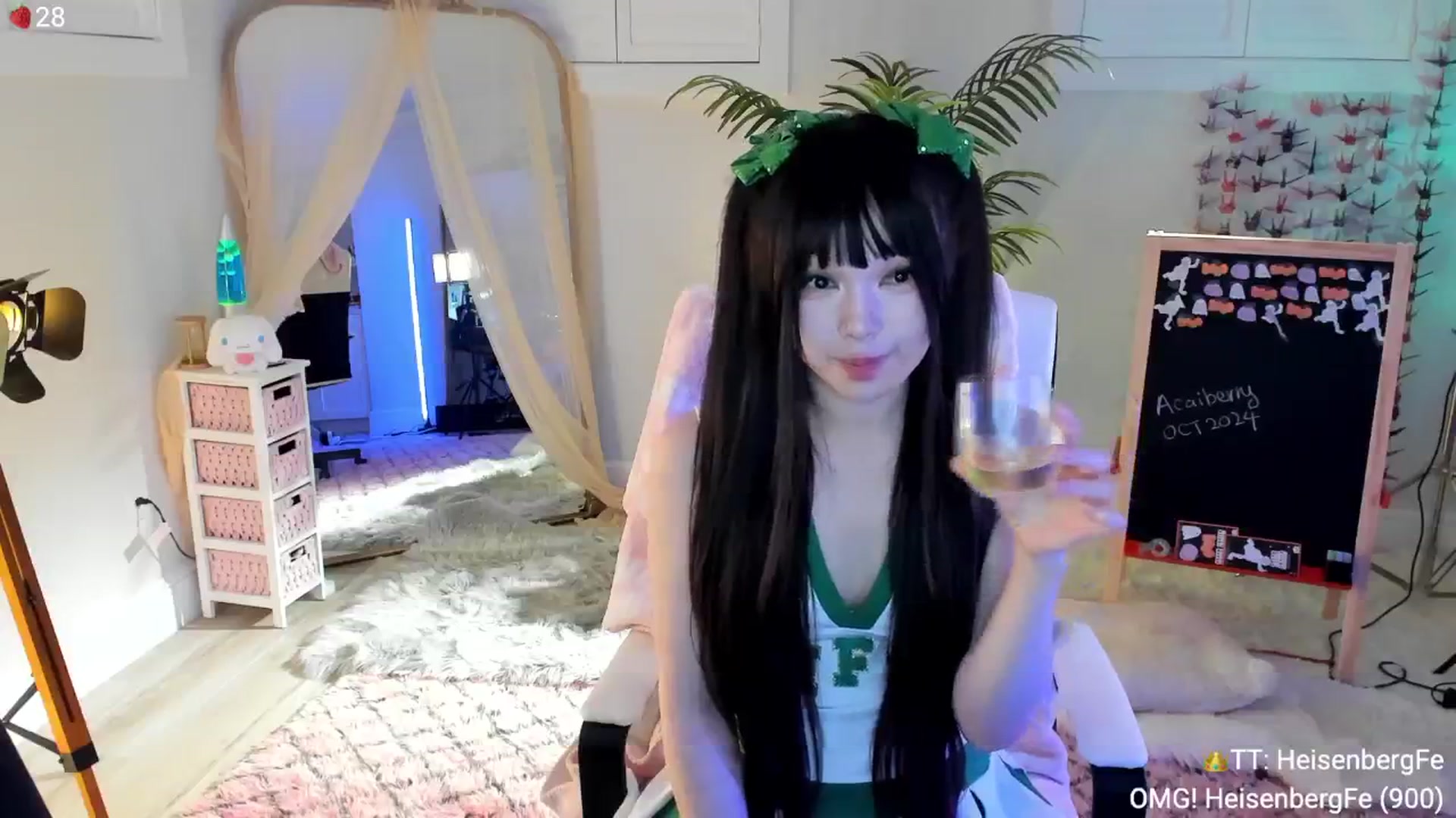 Gallery image thumbnail from AcaiBerry's myfreecams stream on, 10/13/2024, 07:06 image 13 of 20