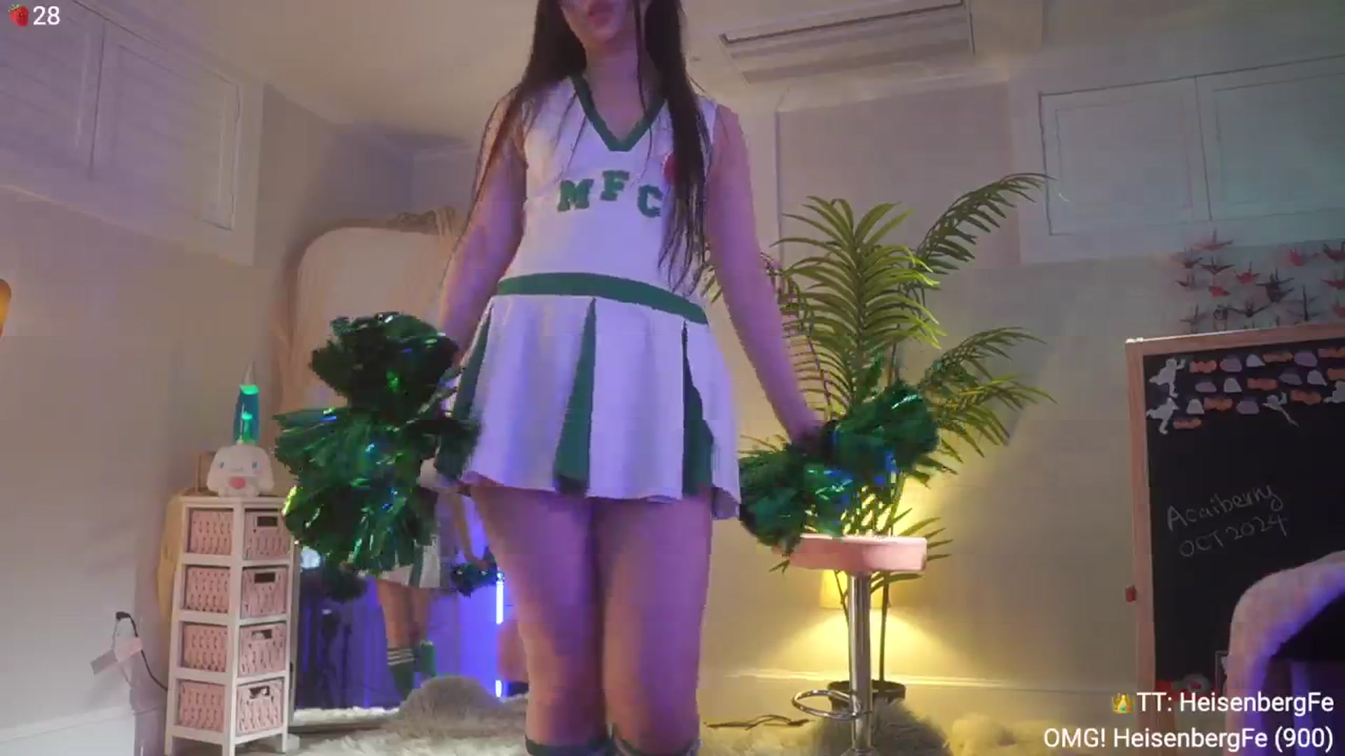 Gallery image thumbnail from AcaiBerry's myfreecams stream on, 10/13/2024, 07:06 image 14 of 20