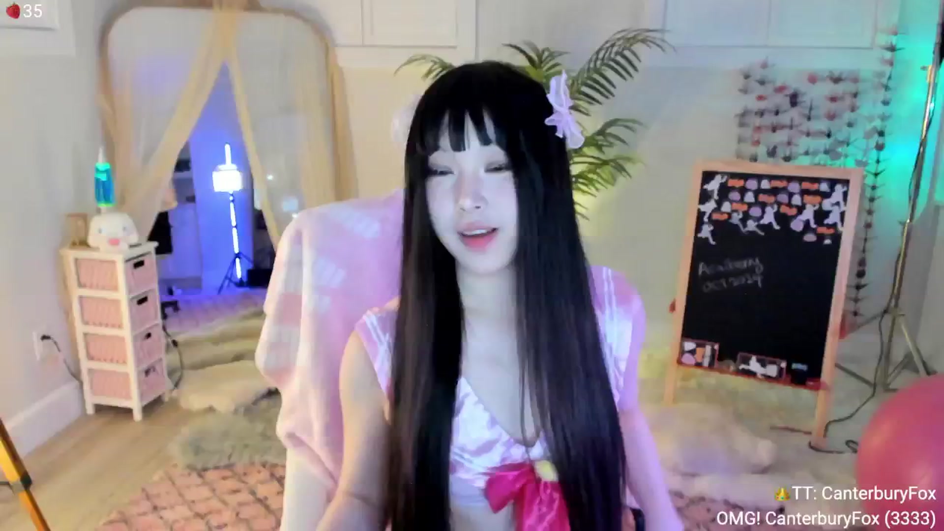 Gallery image thumbnail from AcaiBerry's myfreecams stream on, 10/17/2024, 05:25 image 10 of 20