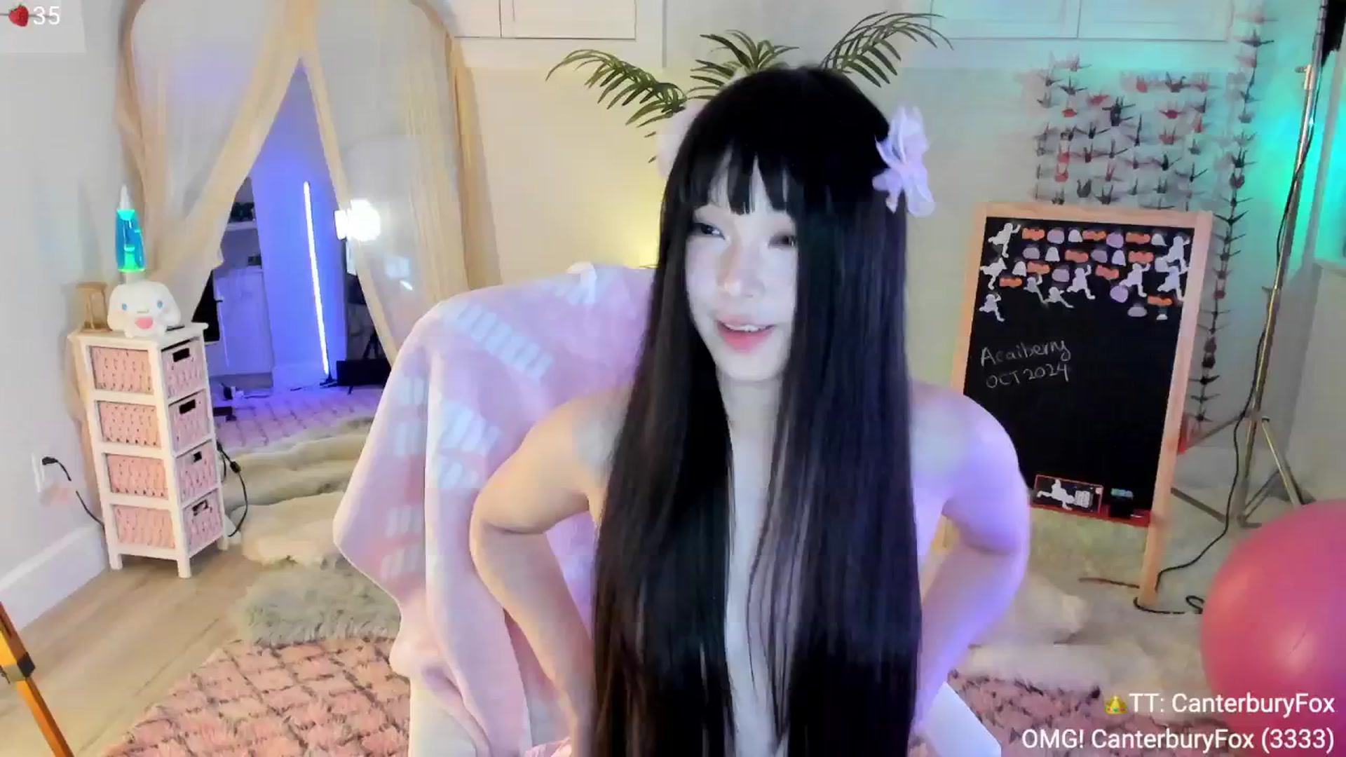 Gallery image thumbnail from AcaiBerry's myfreecams stream on, 10/17/2024, 05:25 image 17 of 20
