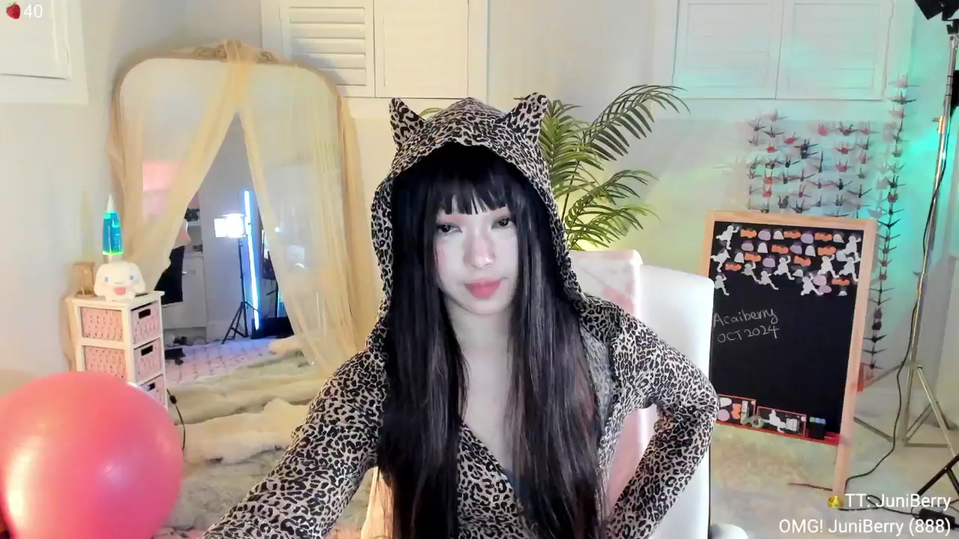 Gallery image thumbnail from AcaiBerry's myfreecams stream on, 10/19/2024, 06:52 image 3 of 20