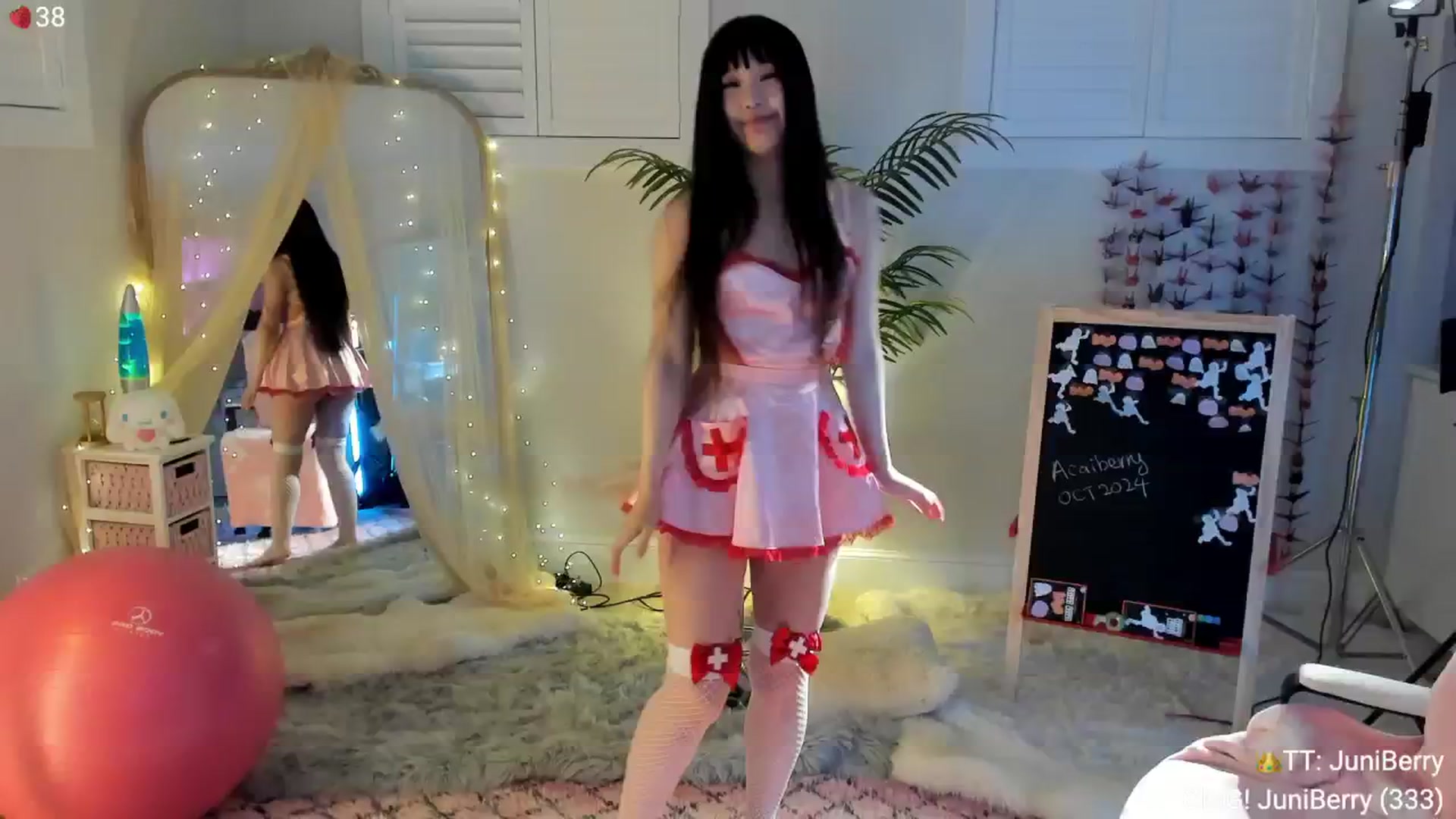 Gallery image thumbnail from AcaiBerry's myfreecams stream on, 10/20/2024, 06:49 image 2 of 20