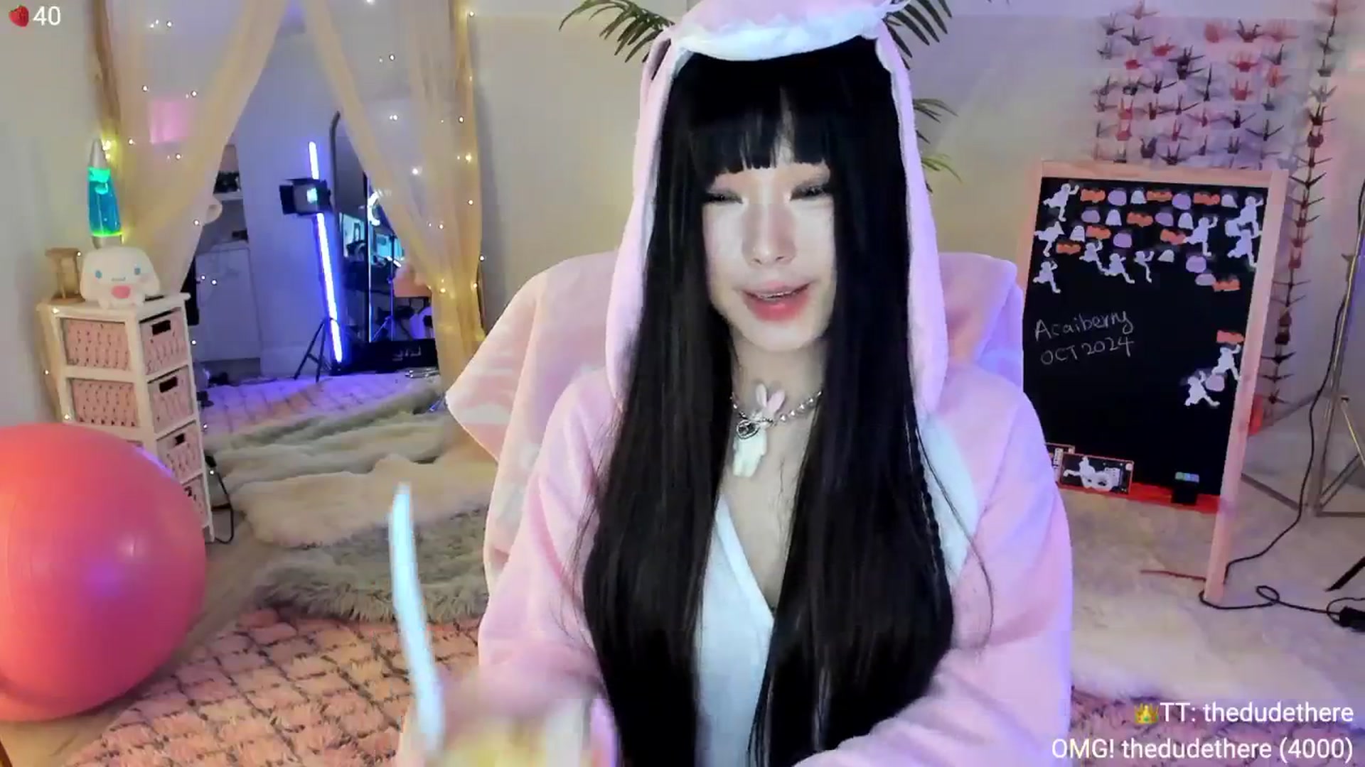 Gallery image thumbnail from AcaiBerry's myfreecams stream on, 10/27/2024, 06:32 image 13 of 20