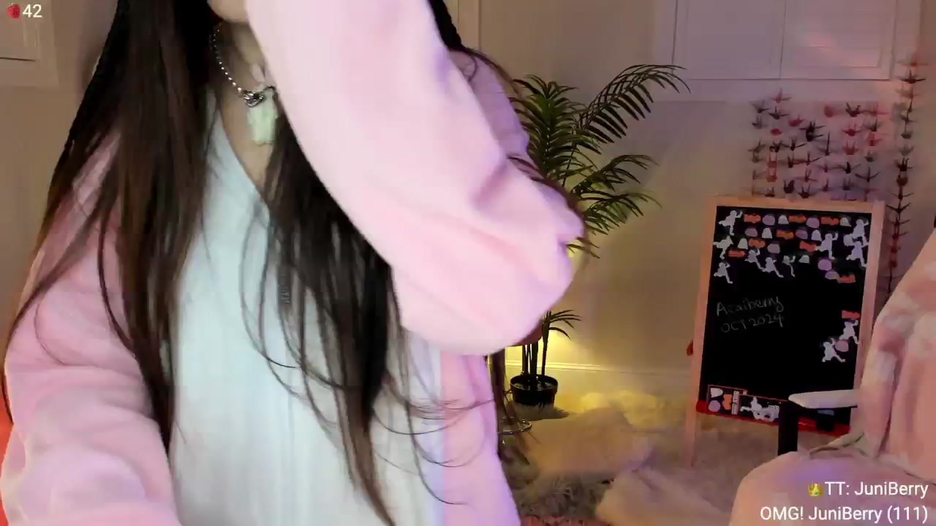 Gallery image thumbnail from AcaiBerry's myfreecams stream on, 10/27/2024, 06:32 image 1 of 20