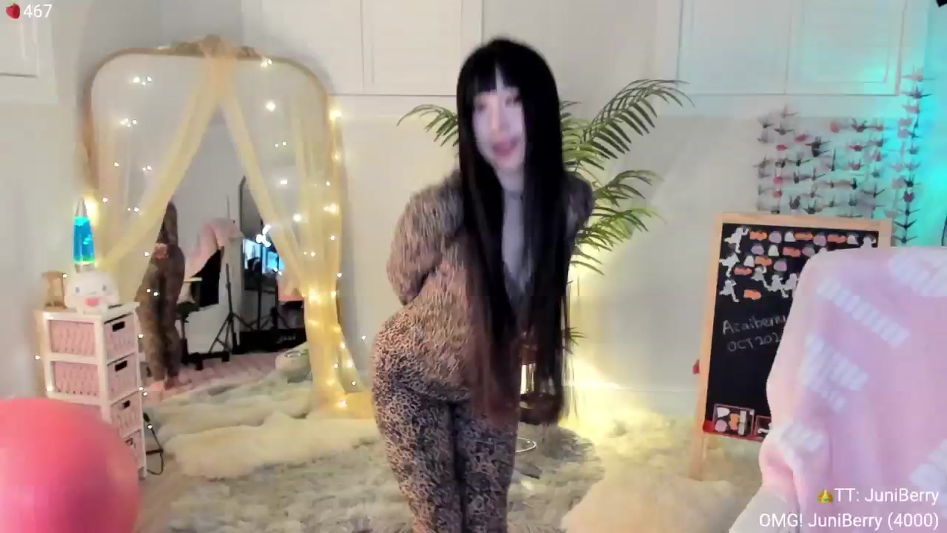 Gallery image thumbnail from AcaiBerry's myfreecams stream on, 11/03/2024, 05:54 image 3 of 20