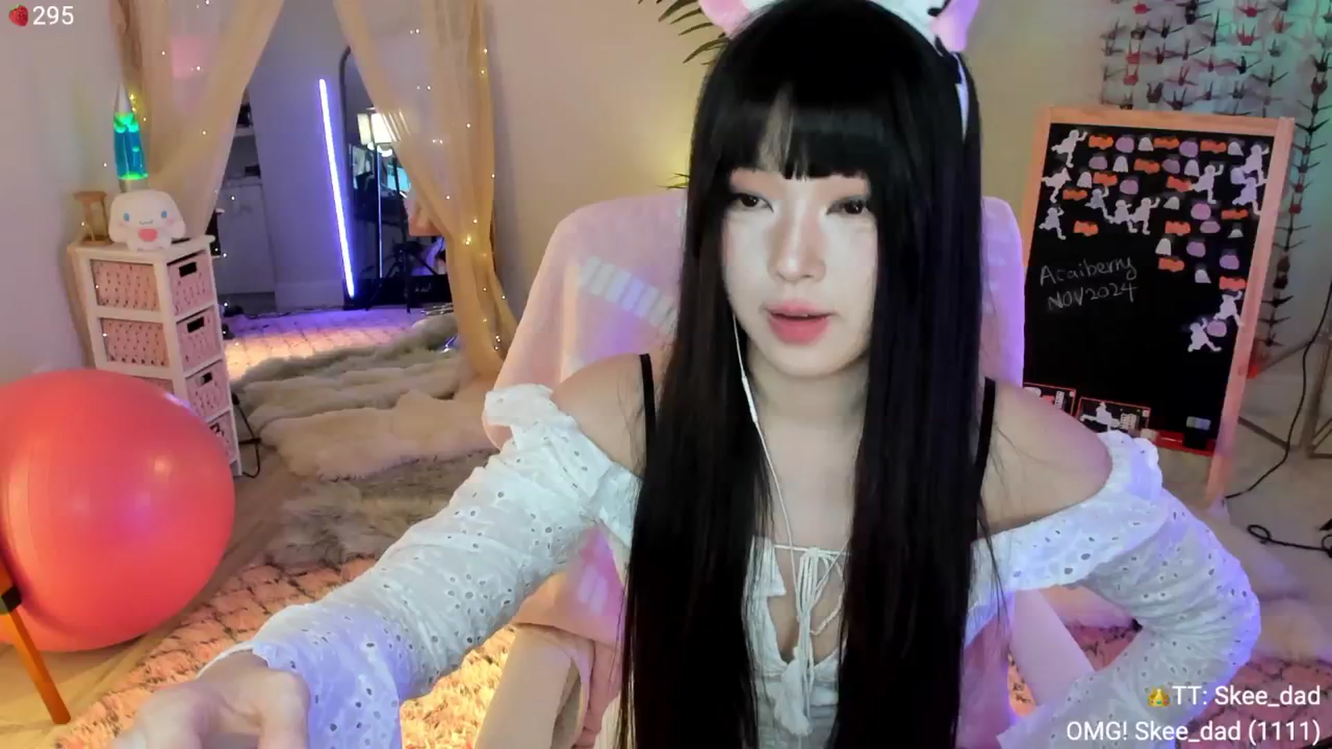 Gallery image thumbnail from AcaiBerry's myfreecams stream on, 11/07/2024, 06:29 image 17 of 20