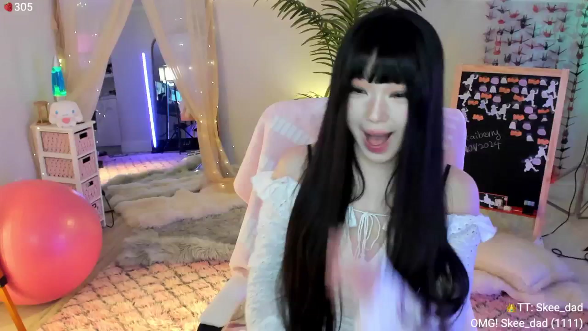 Gallery image thumbnail from AcaiBerry's myfreecams stream on, 11/07/2024, 06:29 image 12 of 20