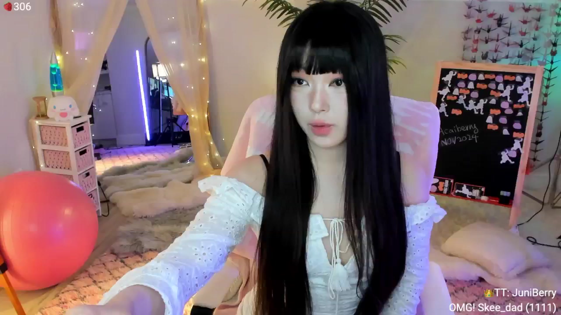Gallery image thumbnail from AcaiBerry's myfreecams stream on, 11/07/2024, 06:29 image 11 of 20
