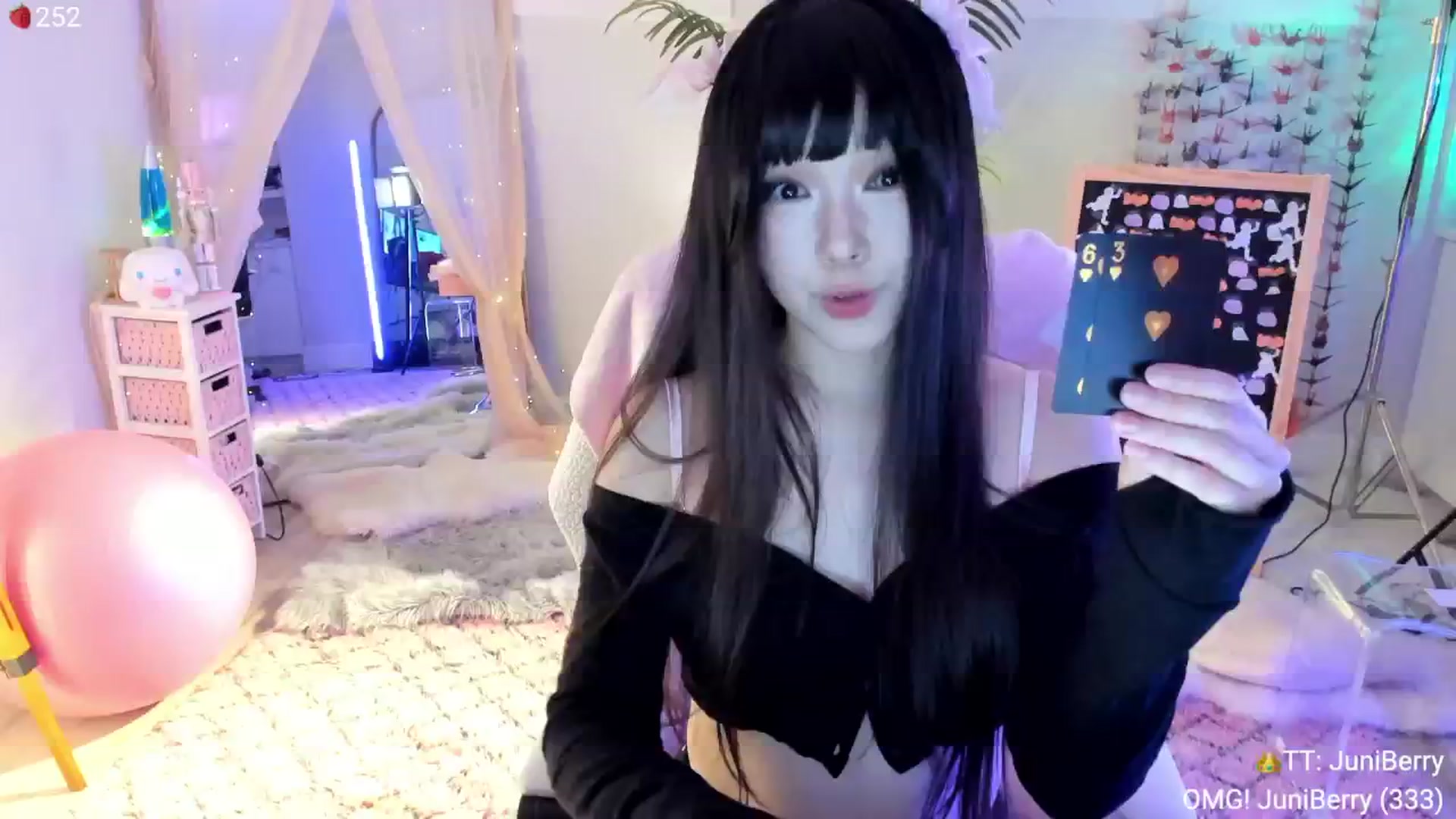 Gallery image thumbnail from AcaiBerry's myfreecams stream on, 11/10/2024, 05:06 image 8 of 20