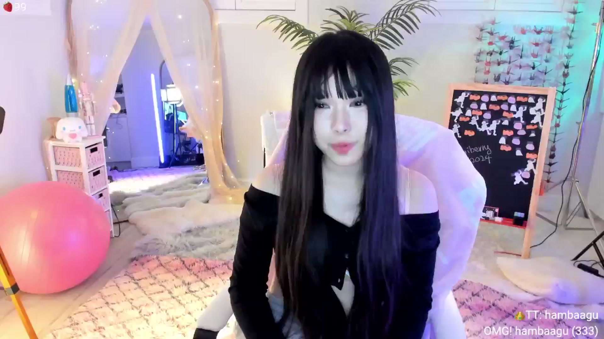 Gallery image thumbnail from AcaiBerry's myfreecams stream on, 11/17/2024, 08:15 image 5 of 20