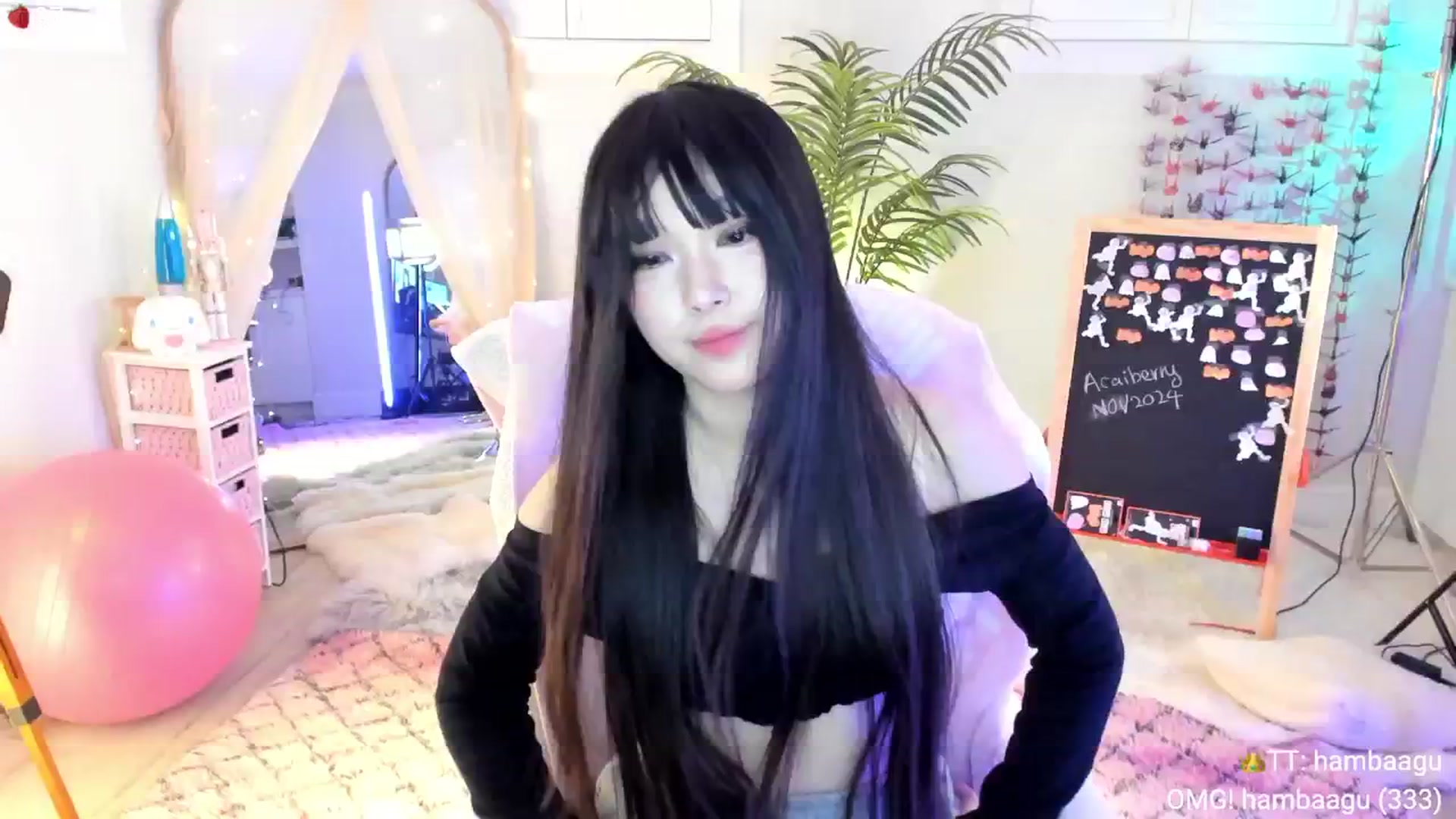 Gallery image thumbnail from AcaiBerry's myfreecams stream on, 11/17/2024, 08:15 image 9 of 20