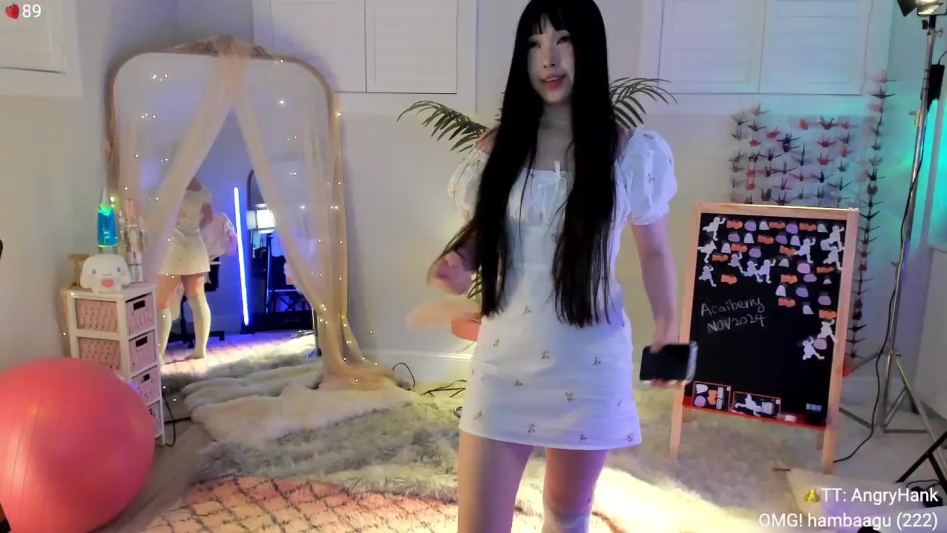Gallery image thumbnail from AcaiBerry's myfreecams stream on, 11/23/2024, 08:07 image 7 of 20