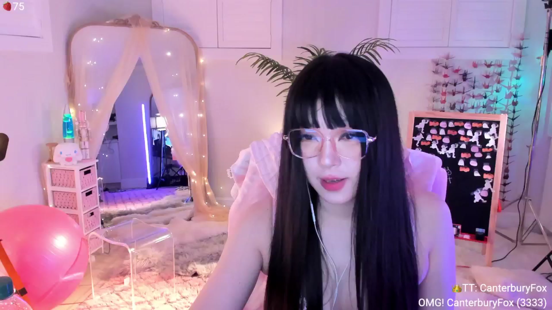 Gallery image thumbnail from AcaiBerry's myfreecams stream on, 11/24/2024, 08:36 image 7 of 20