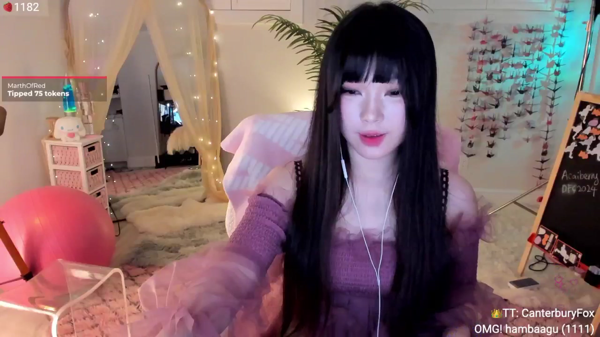 Gallery image thumbnail from AcaiBerry's myfreecams stream on, 12/12/2024, 06:29 image 5 of 20