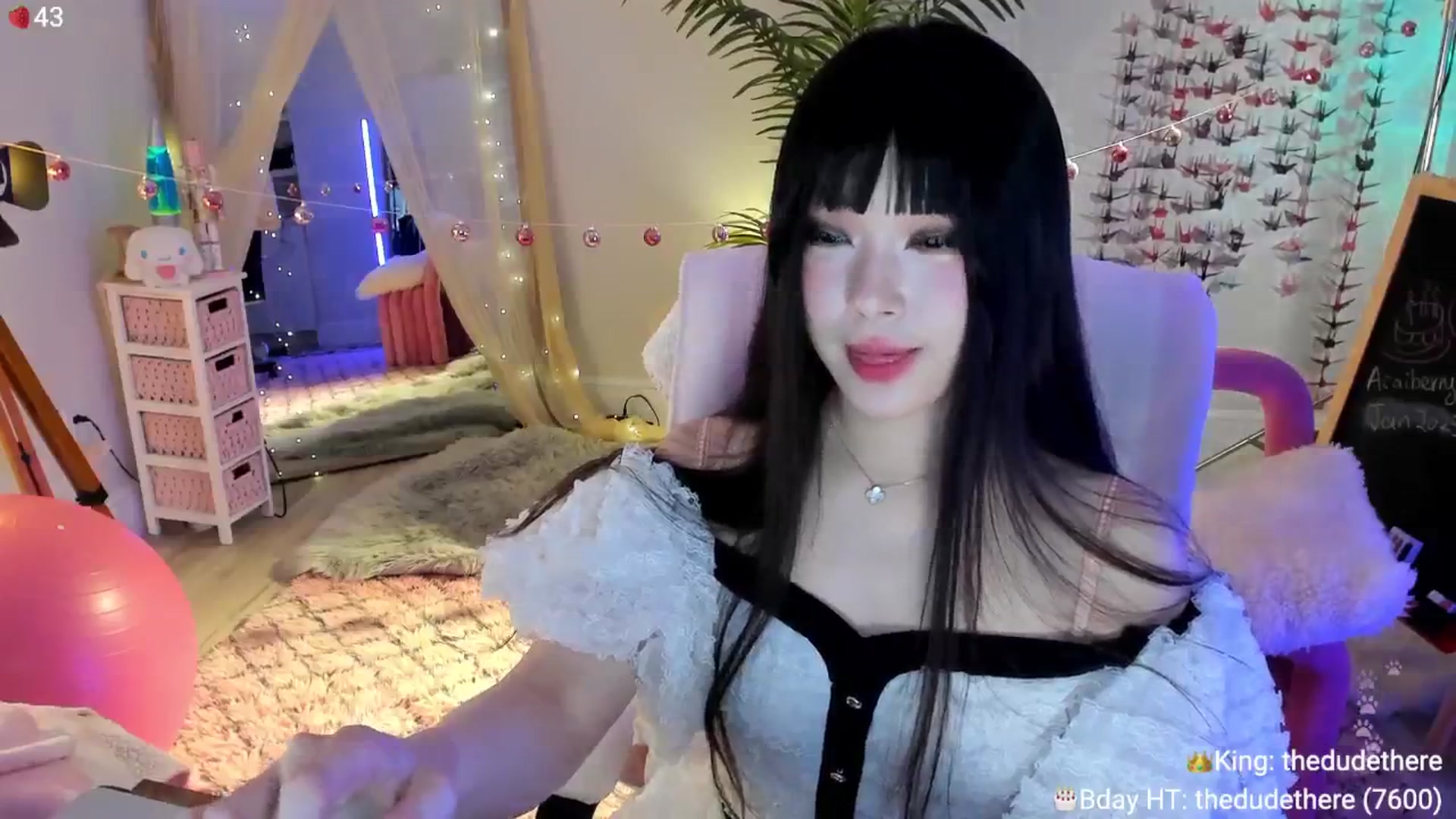 Gallery image thumbnail from AcaiBerry's myfreecams stream on, 01/09/2025, 05:54 image 9 of 20