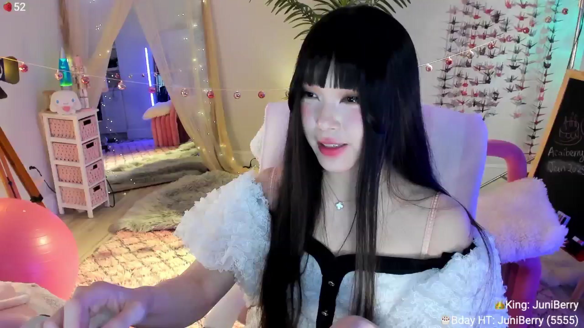 Gallery image thumbnail from AcaiBerry's myfreecams stream on, 01/09/2025, 05:54 image 6 of 20