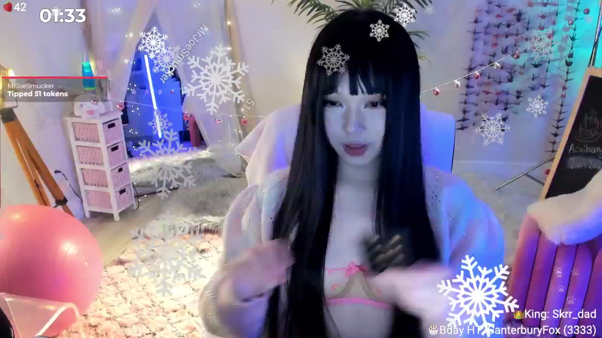 Gallery image thumbnail from AcaiBerry's myfreecams stream on, 01/16/2025, 06:37 image 11 of 20