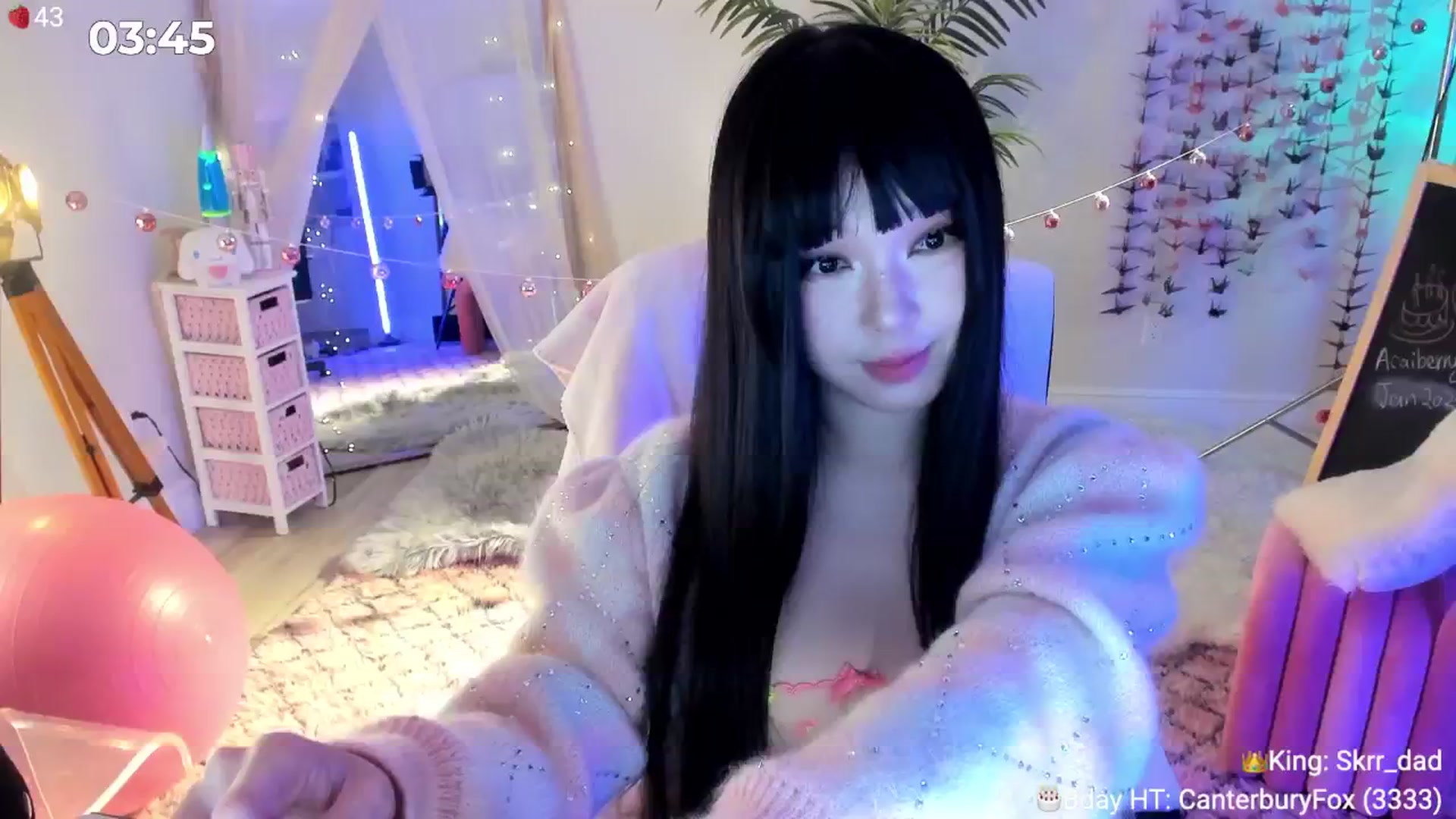 Gallery image thumbnail from AcaiBerry's myfreecams stream on, 01/16/2025, 06:37 image 10 of 20