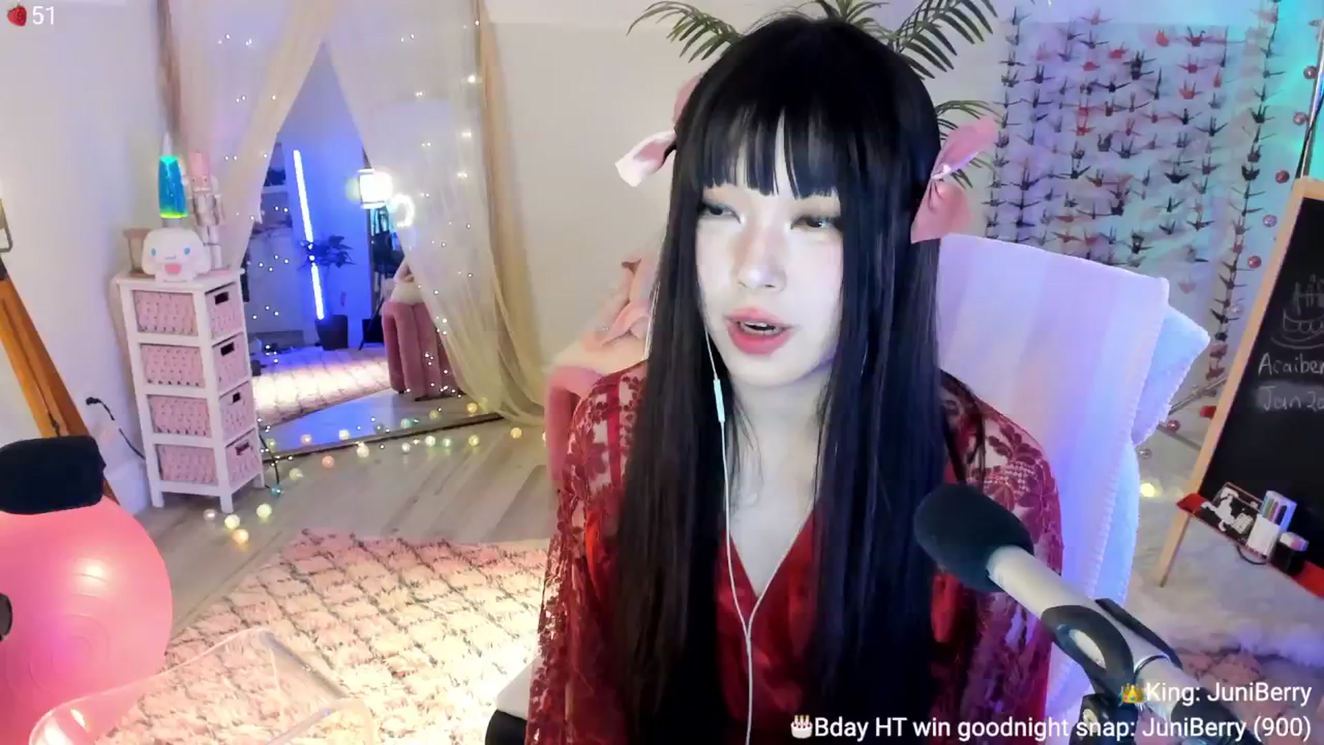 Gallery image thumbnail from AcaiBerry's myfreecams stream on, 01/30/2025, 06:58 image 13 of 20