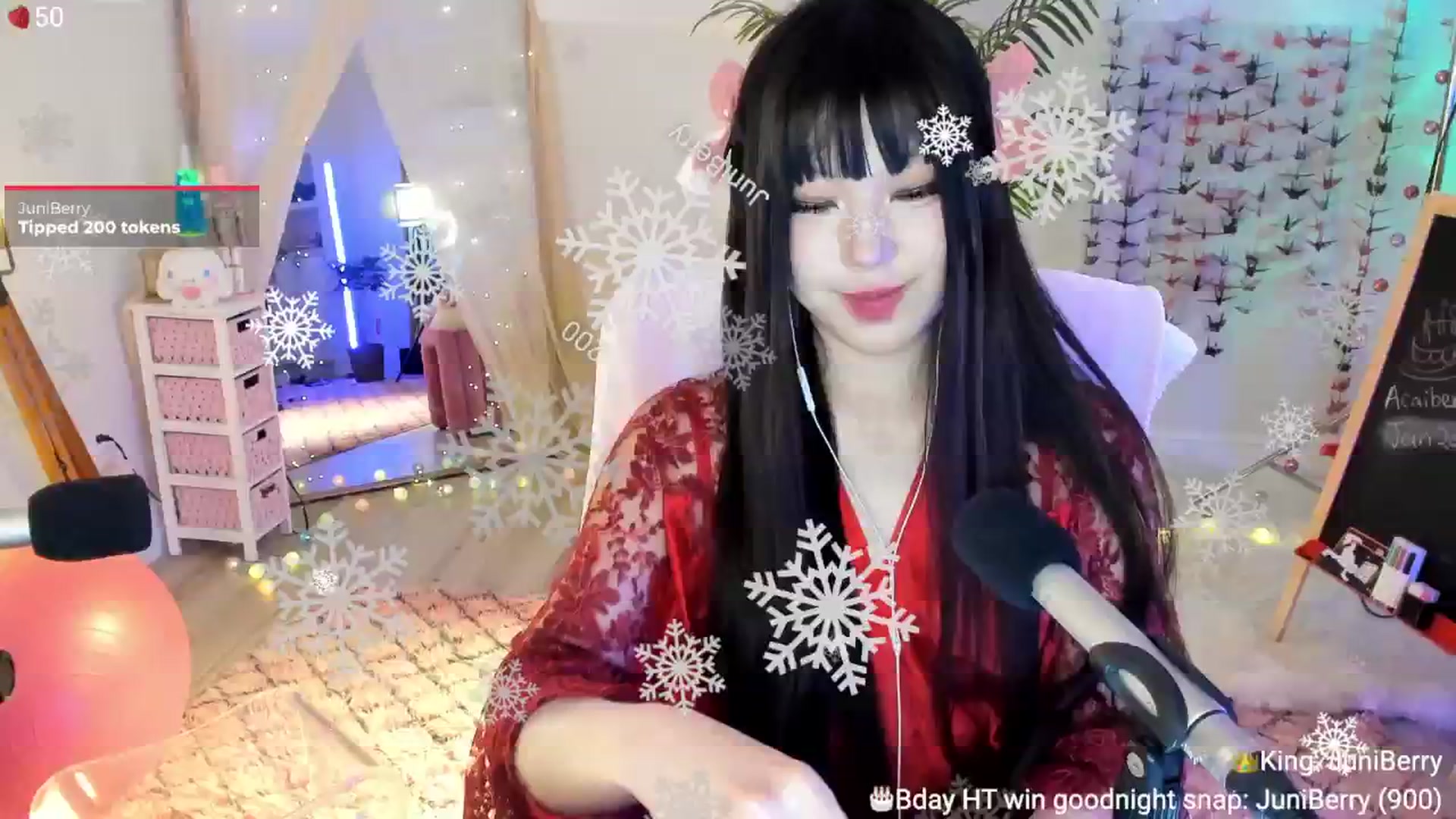 Gallery image thumbnail from AcaiBerry's myfreecams stream on, 01/30/2025, 06:58 image 18 of 20