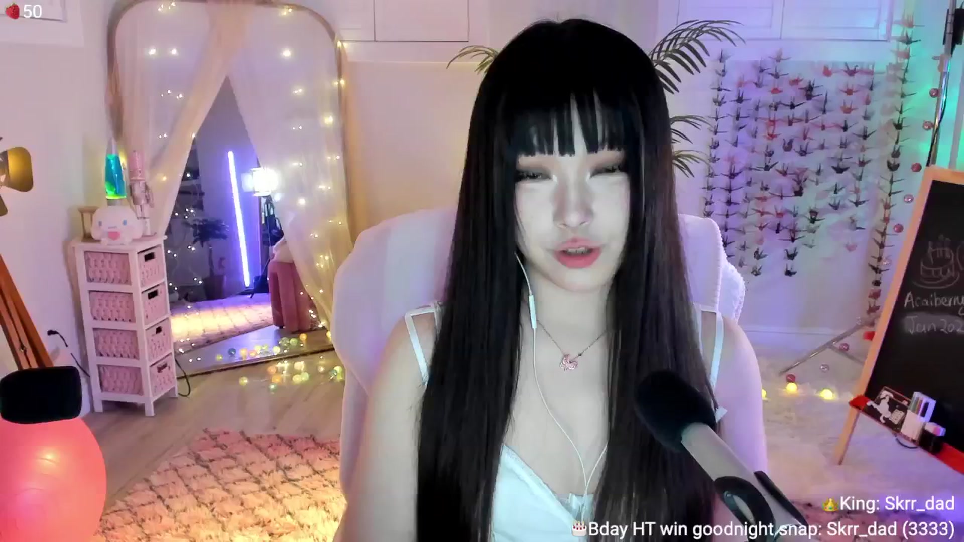 Gallery image thumbnail from AcaiBerry's myfreecams stream on, 02/01/2025, 07:46 image 1 of 20