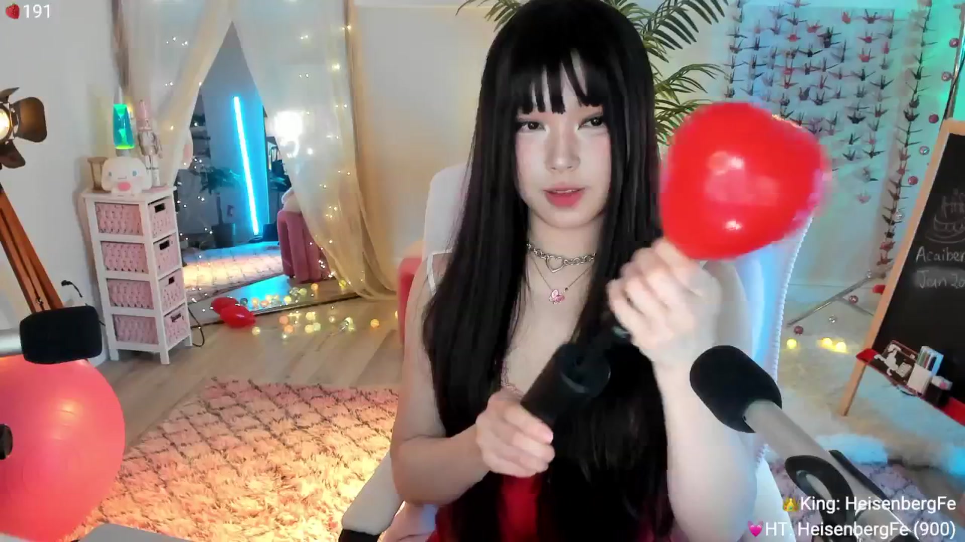 Gallery image thumbnail from AcaiBerry's myfreecams stream on, 02/02/2025, 07:30 image 5 of 20