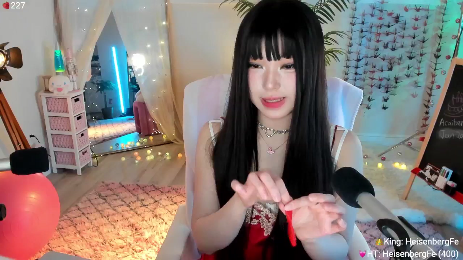 Gallery image thumbnail from AcaiBerry's myfreecams stream on, 02/02/2025, 07:30 image 3 of 20