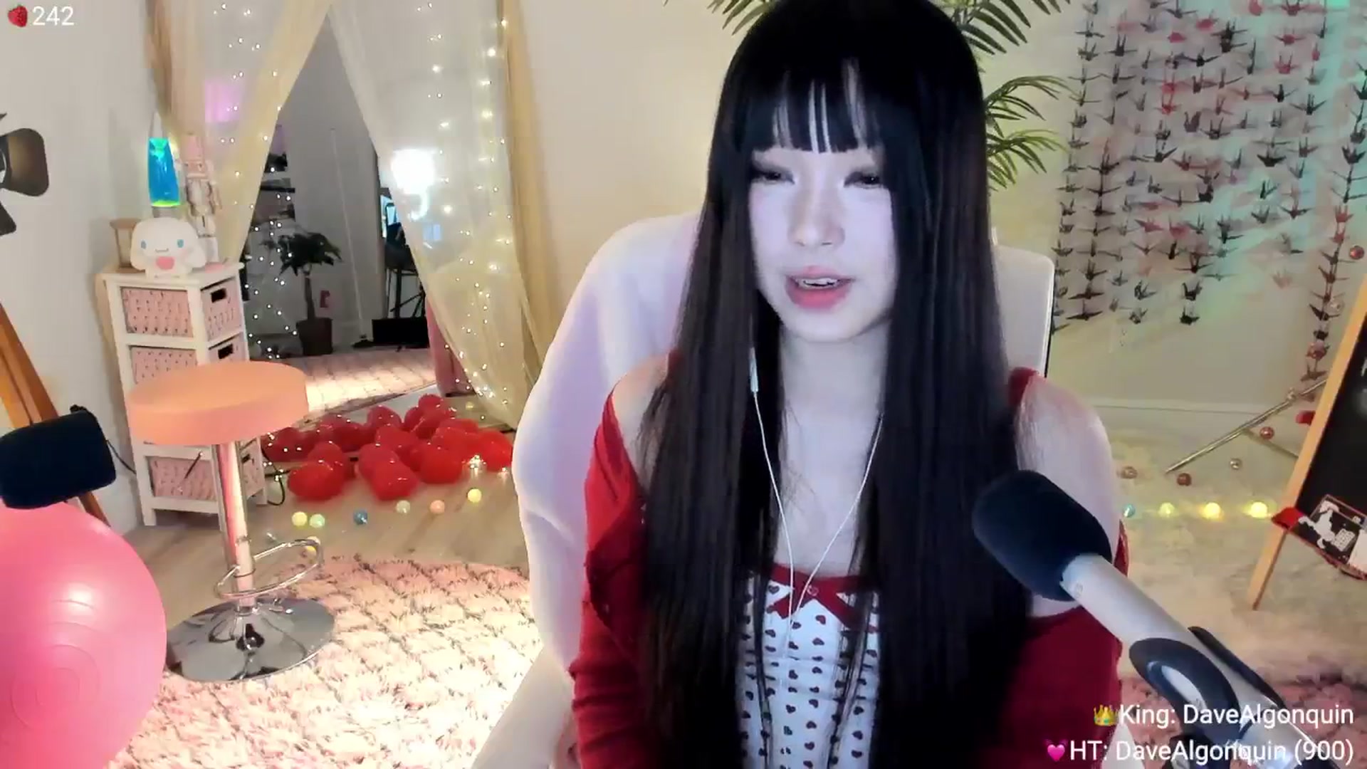 Gallery image thumbnail from AcaiBerry's myfreecams stream on, 02/06/2025, 07:53 image 8 of 20
