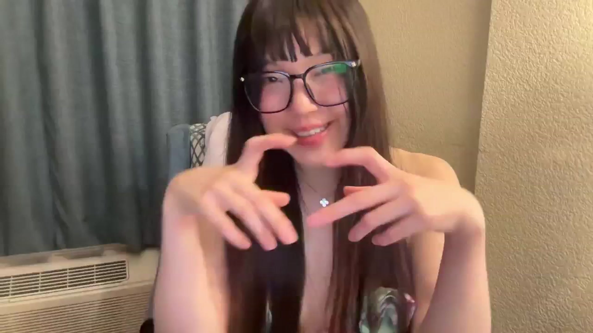 Gallery image thumbnail from AcaiBerry's myfreecams stream on, 02/08/2025, 07:06 image 18 of 20