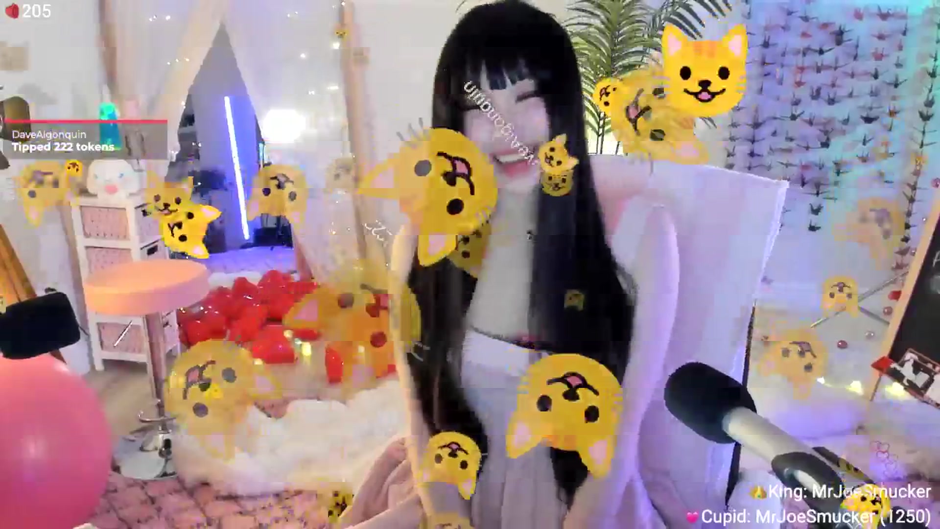 Gallery image thumbnail from AcaiBerry's myfreecams stream on, 02/13/2025, 06:38 image 8 of 20