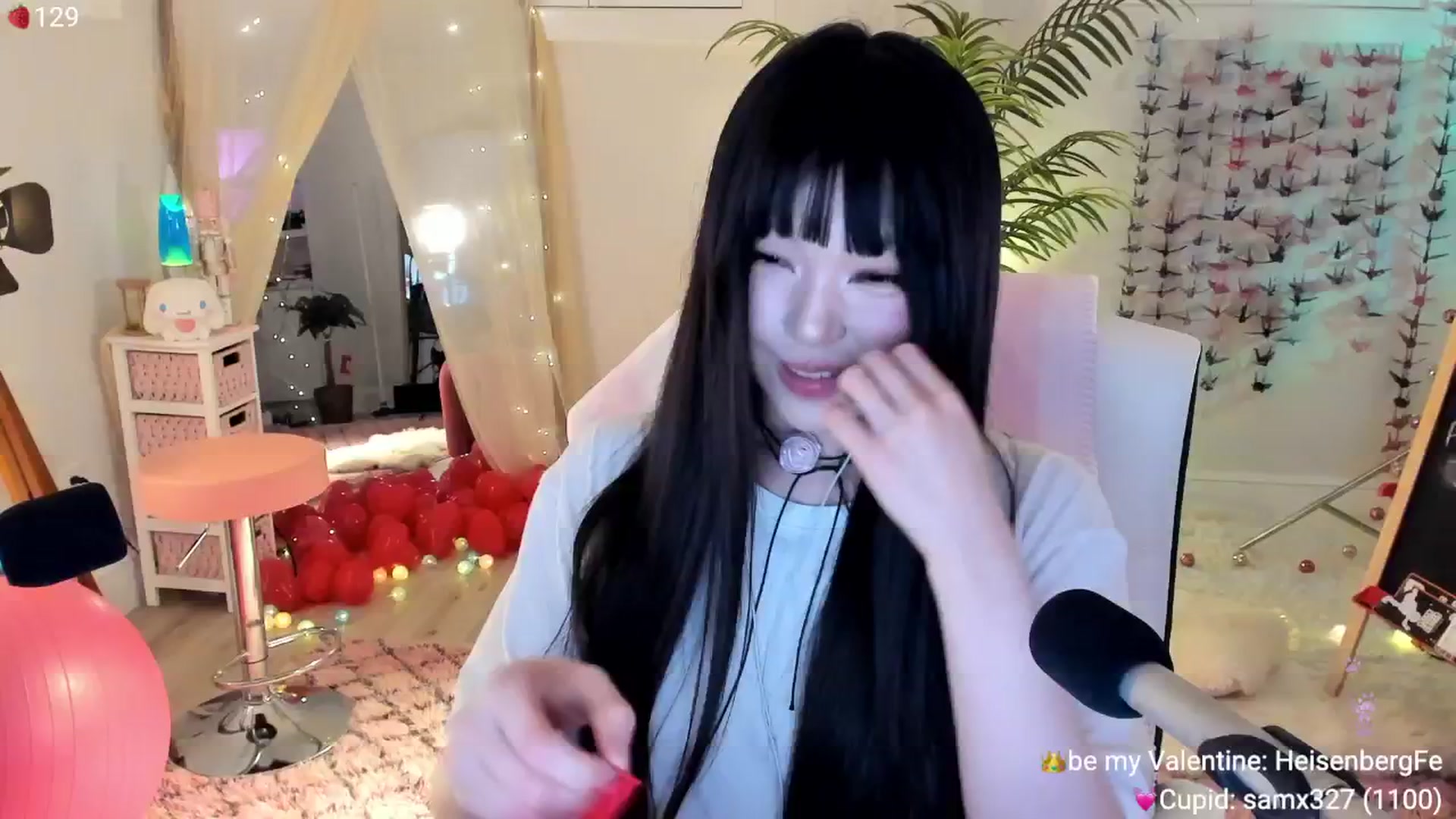 Gallery image thumbnail from AcaiBerry's myfreecams stream on, 02/15/2025, 08:13 image 15 of 20