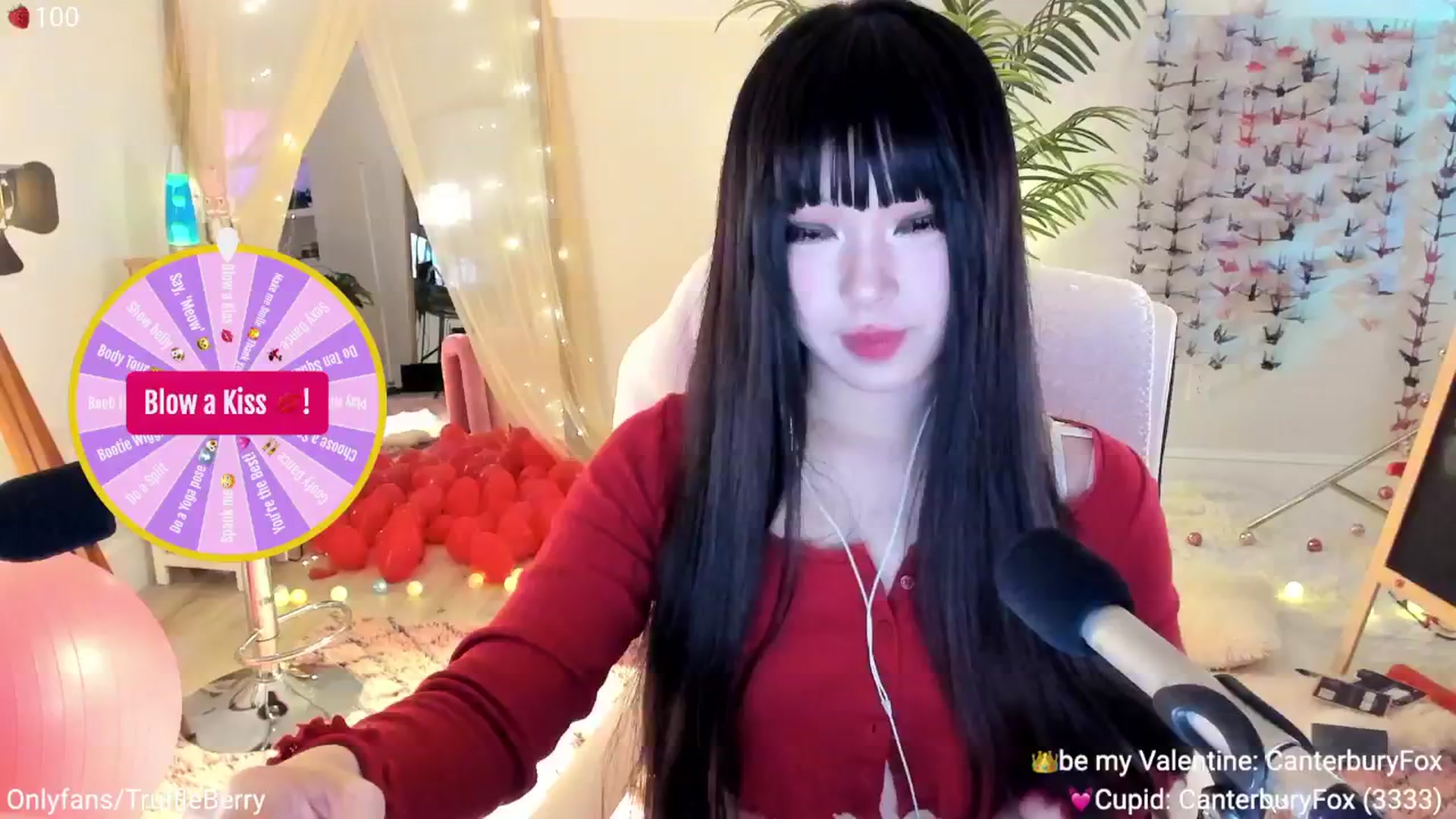 Gallery image thumbnail from AcaiBerry's myfreecams stream on, 02/16/2025, 06:50 image 7 of 20