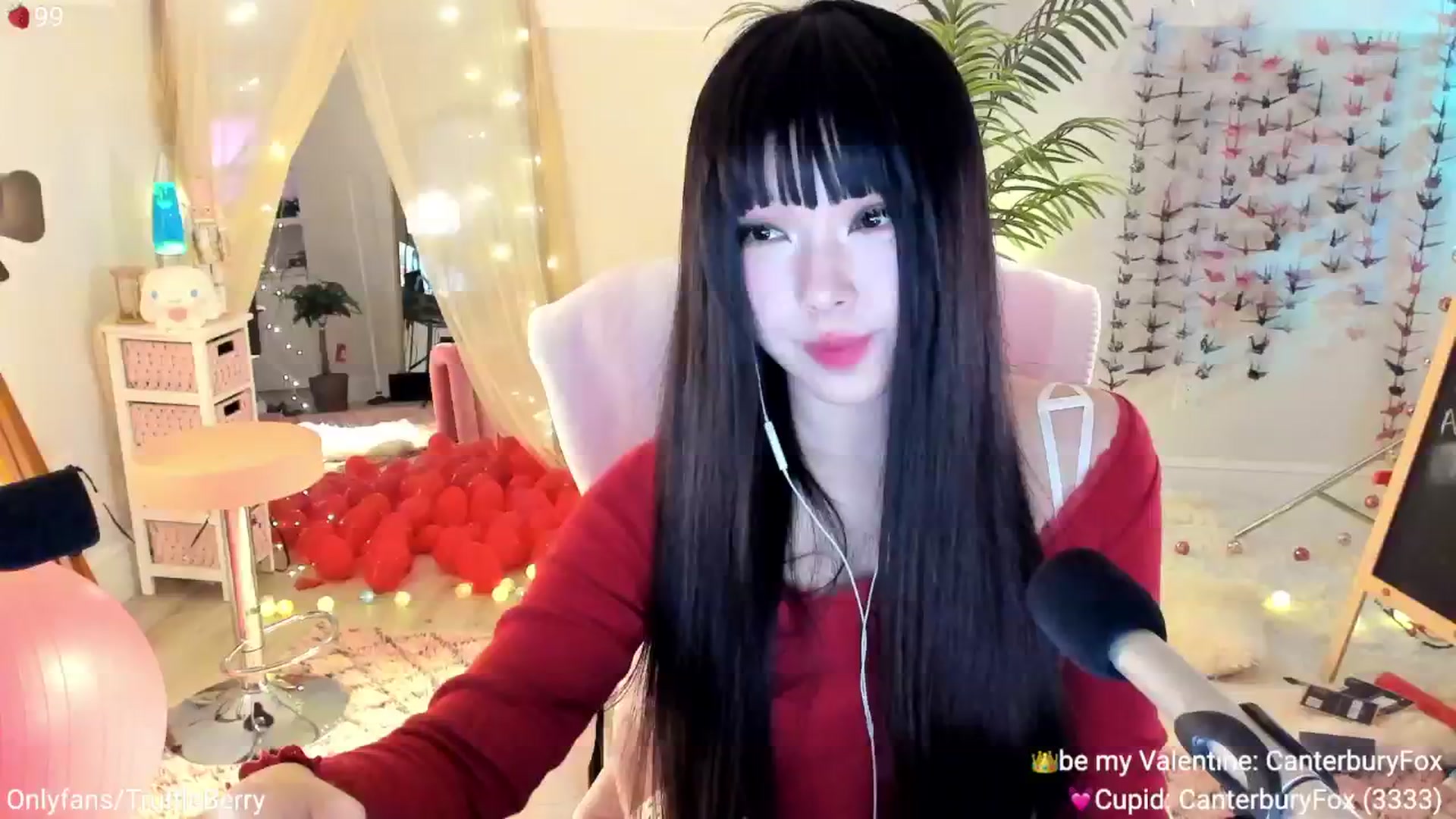 Gallery image thumbnail from AcaiBerry's myfreecams stream on, 02/16/2025, 06:50 image 4 of 20