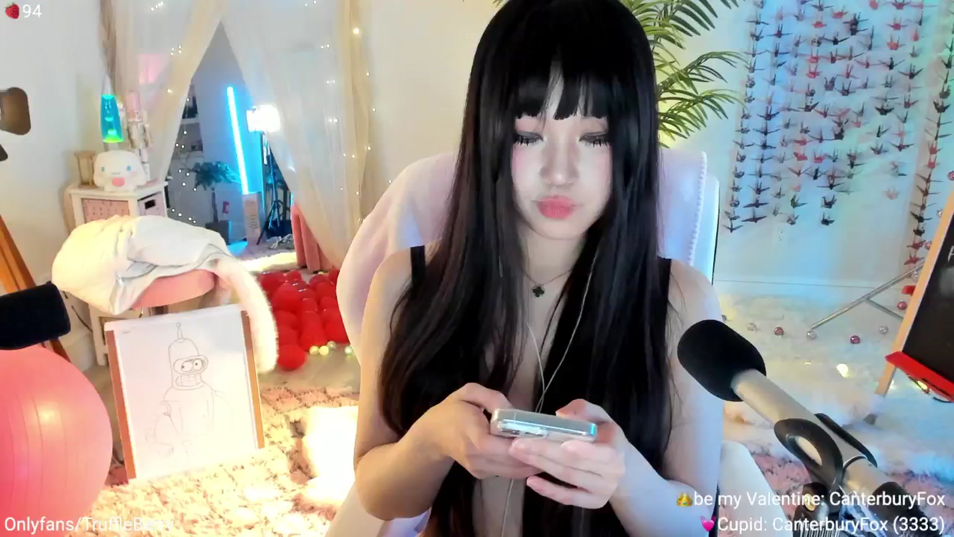Gallery image thumbnail from AcaiBerry's myfreecams stream on, 02/20/2025, 07:50 image 13 of 20