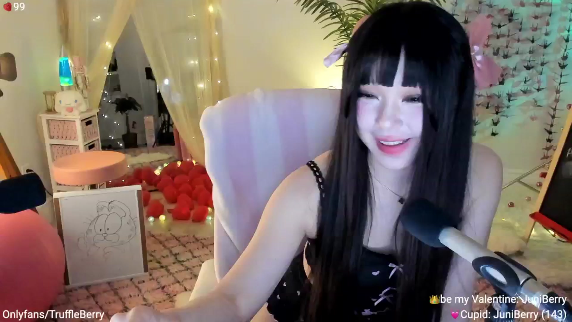 Gallery image thumbnail from AcaiBerry's myfreecams stream on, 02/23/2025, 07:10 image 4 of 20