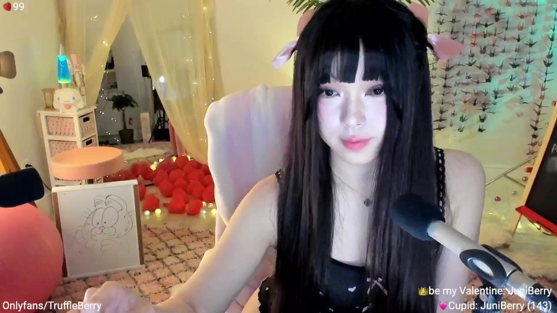 Gallery image thumbnail from AcaiBerry's myfreecams stream on, 02/23/2025, 07:10 image 5 of 20