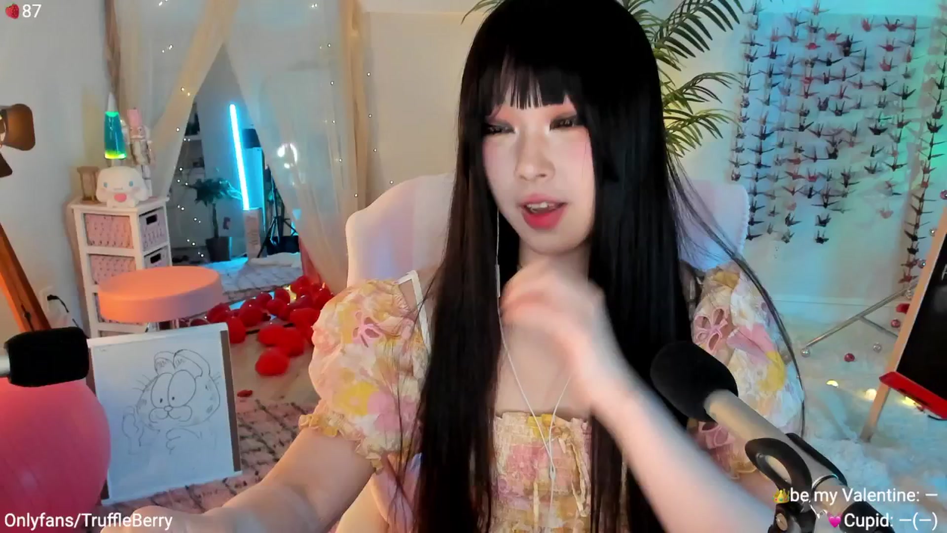 Gallery image thumbnail from AcaiBerry's myfreecams stream on, 02/27/2025, 07:16 image 1 of 20
