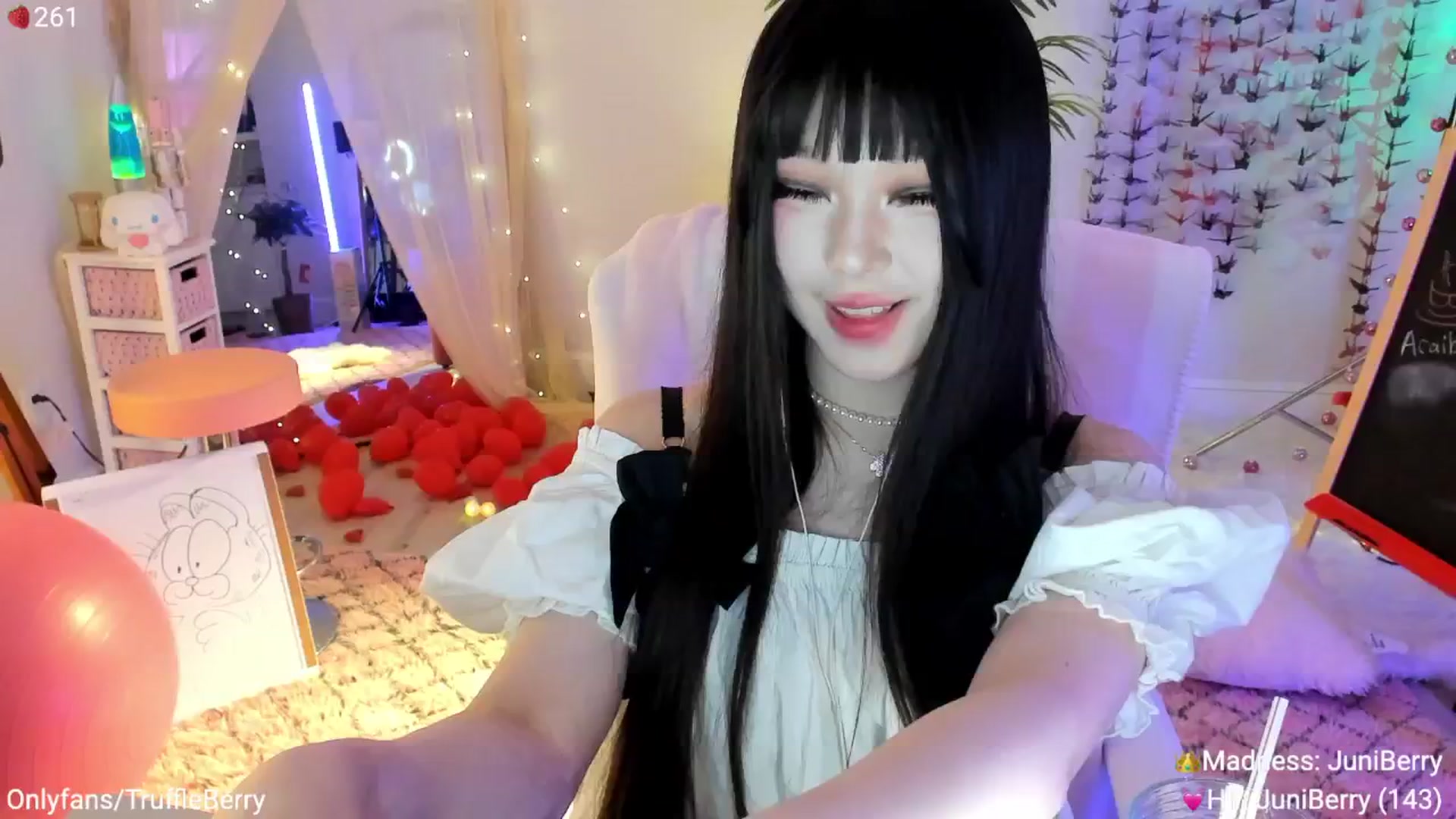 Gallery image thumbnail from AcaiBerry's myfreecams stream on, 03/02/2025, 07:03 image 4 of 20